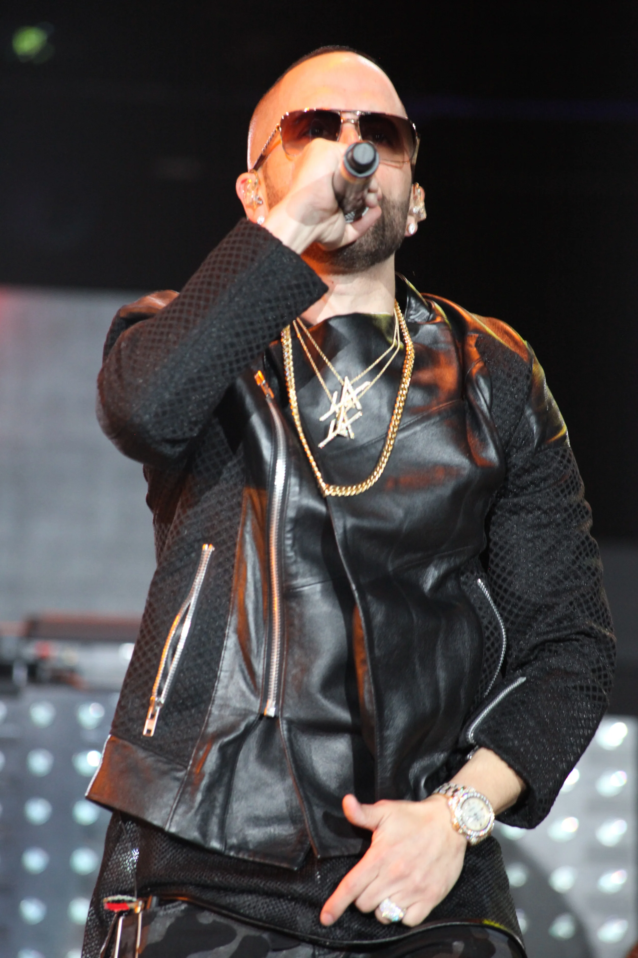 GSPL - Yandel performance.JPG