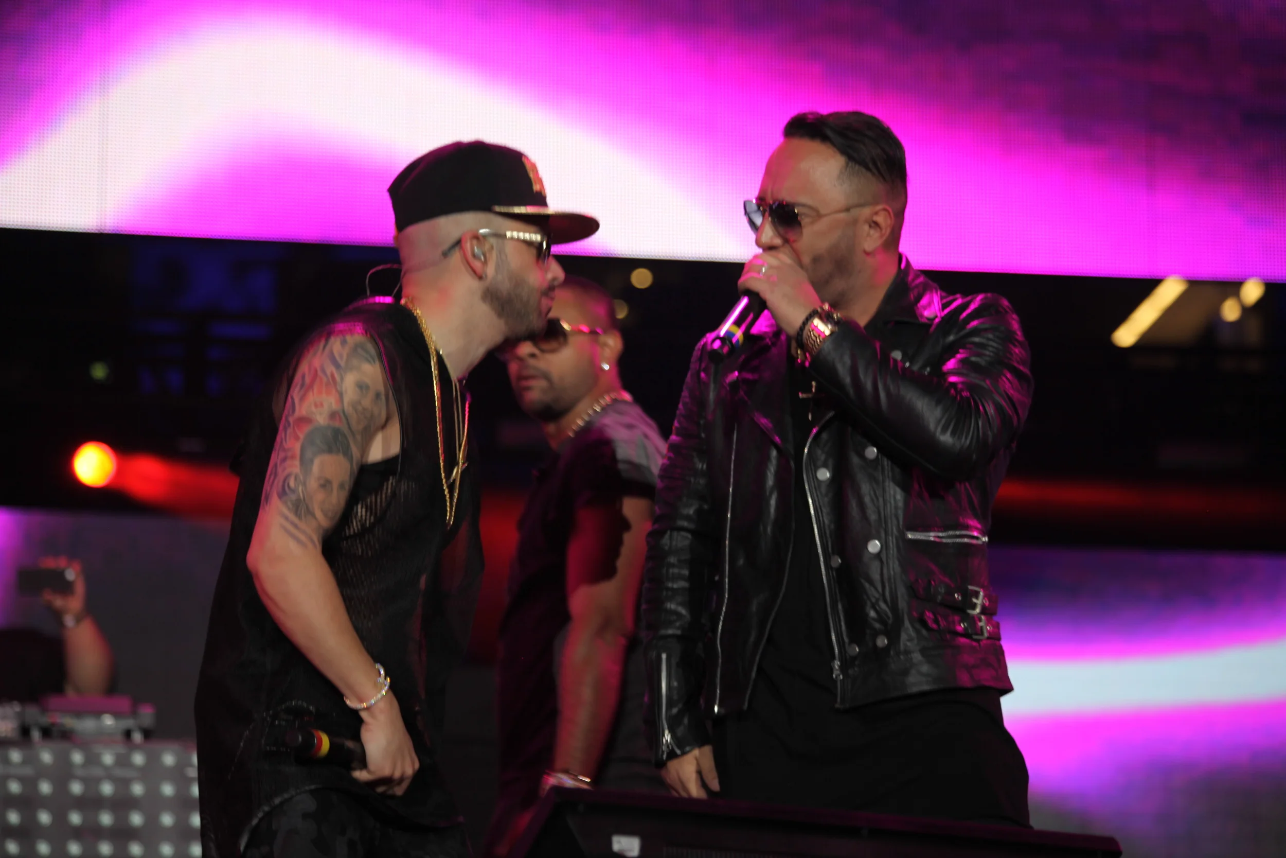 GSPL - Yandel and Alex Sensation performance.JPG