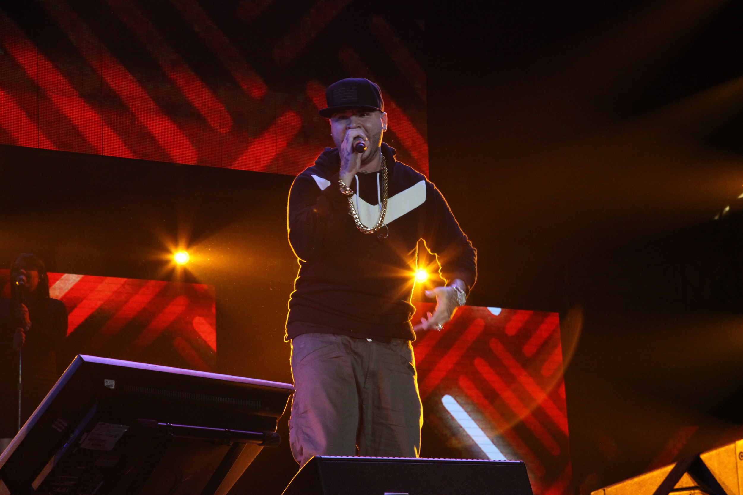 GSPL - Farruko performance.JPG