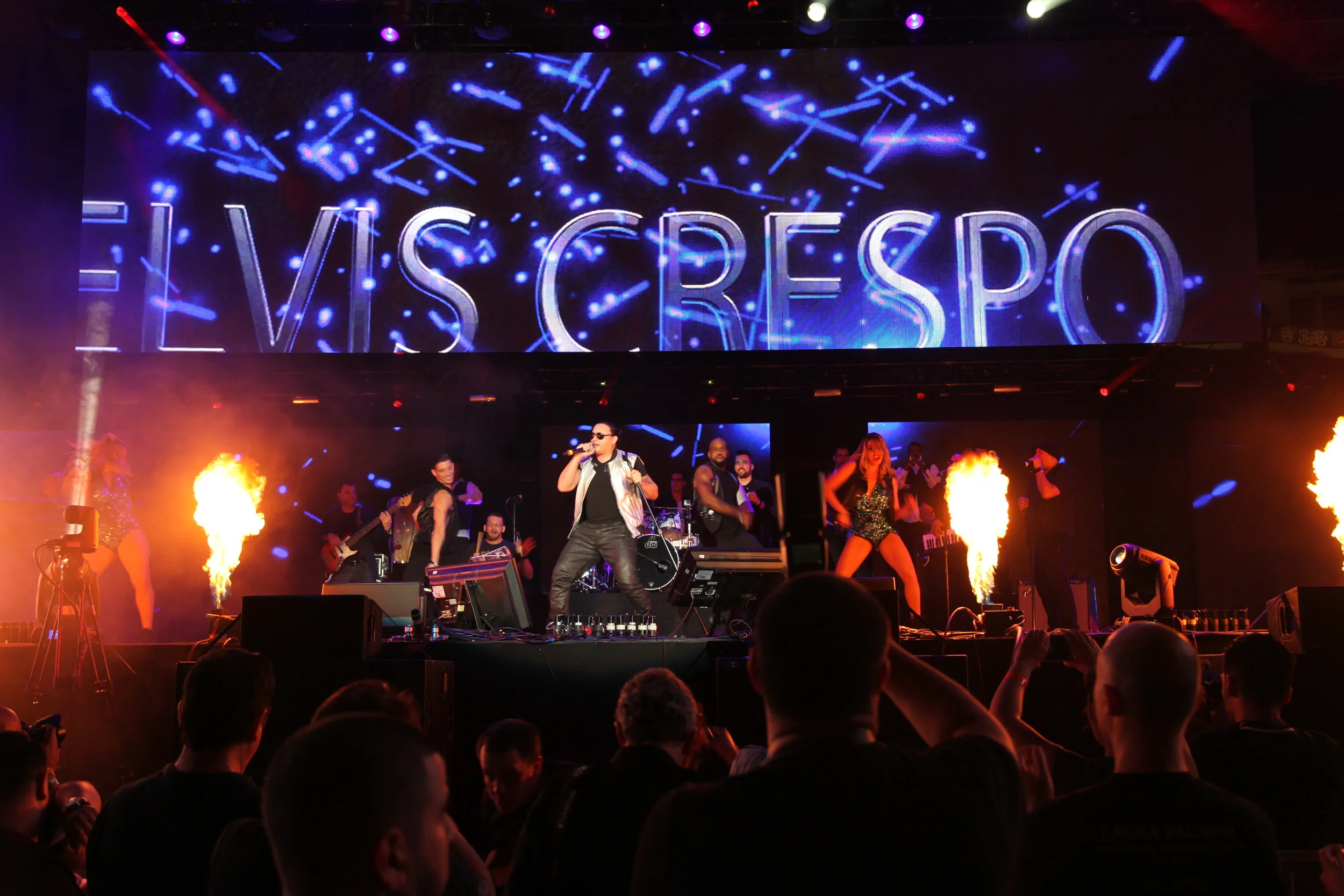 GSPL - Elvis Crespo performance 5.JPG