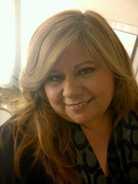 Médium Hispana María Luisa : Burbujas de Champagne, lo Mejor Para el Amor en el 2016