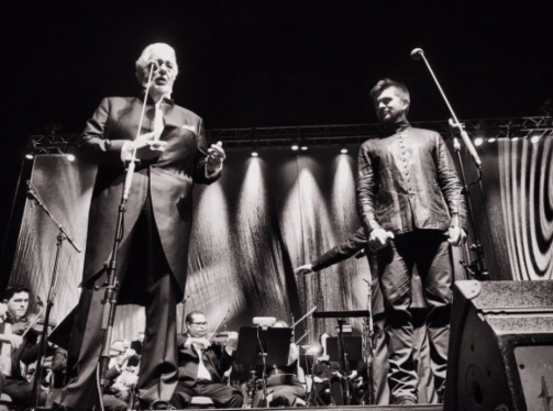 JUANES CANTA A DÚO CON PLÁCIDO DOMINGO DURANTE EL CONCIERTO DEL TENOR EN MIAMI