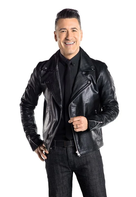 JORGE BERNAL REGRESA COMO PRESENTADOR DE LA EXITOSA COMPETENCIA DE CANTO