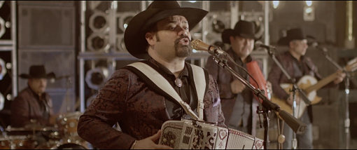 INTOCABLE ESTRENA "QUIÉREME (ÁMAME) NUEVO VIDEO MUSICAL EN PRIMER IMPACTO