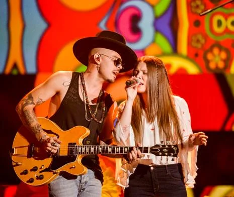 JESSE & JOY CONMOVIERON A TODOS CON UNA INCREÍBLE PRESENTACIÓN DE “DUELES” EN PREMIOS JUVENTUD