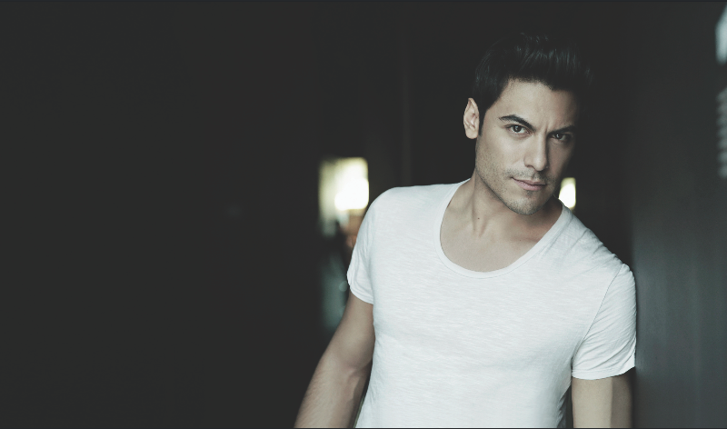 CARLOS RIVERA PARTICIPARÁ EN LOS 'LATIN GRAMMY ACOUSTIC SESSIONS' 2016