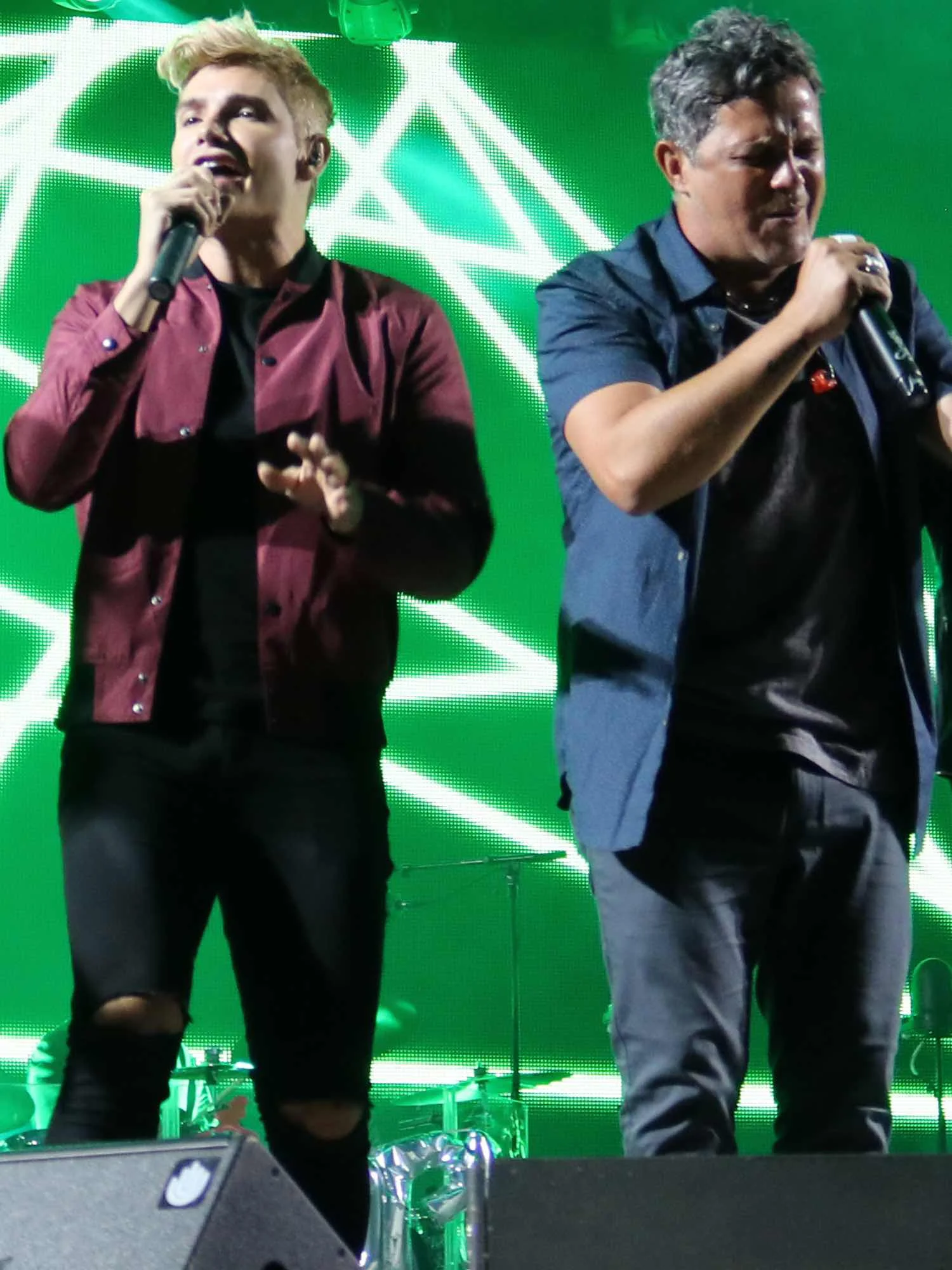 CHRISTIAN ACOSTA - Performs with Alejandro Sanz at Sanz’s sold out Mexico City concert this past friday Night