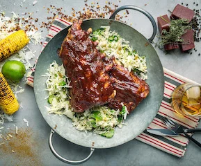 Para el Súper Bowl: Costillas de Cerdo Glaseadas con Pasta de Guayaba
