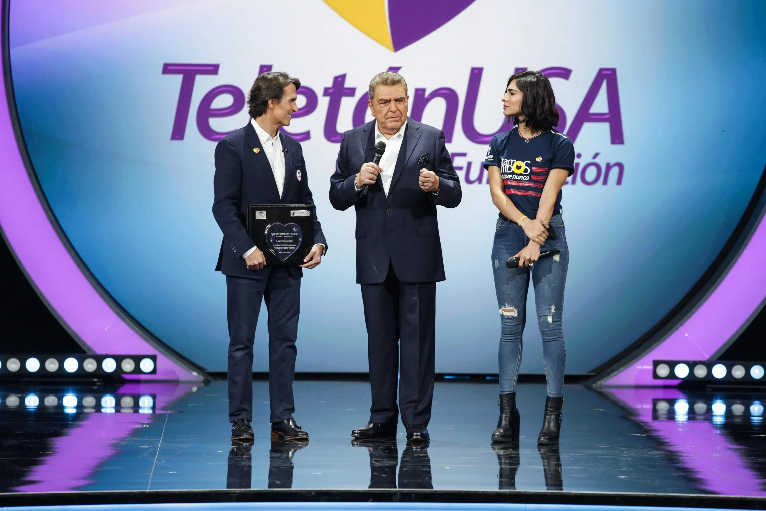 Don Francisco en Teleton 2019 2.jpg