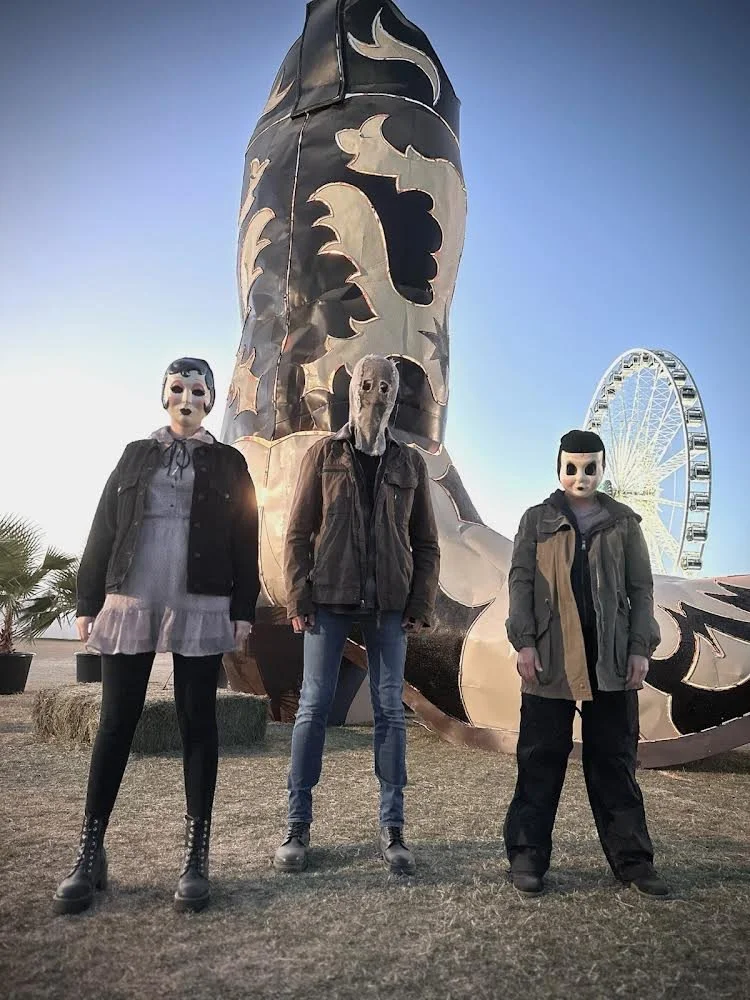 ¡Atención, asistentes a Stagecoach! Los extraños se han infiltrado en la fiesta, mantén los ojos bien abiertos.