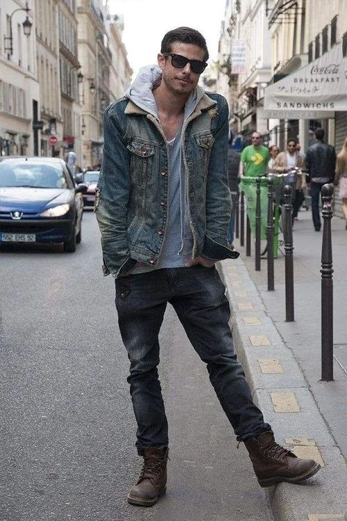 Boot and Jeans Reference Boots are brown Jeans are dark blue