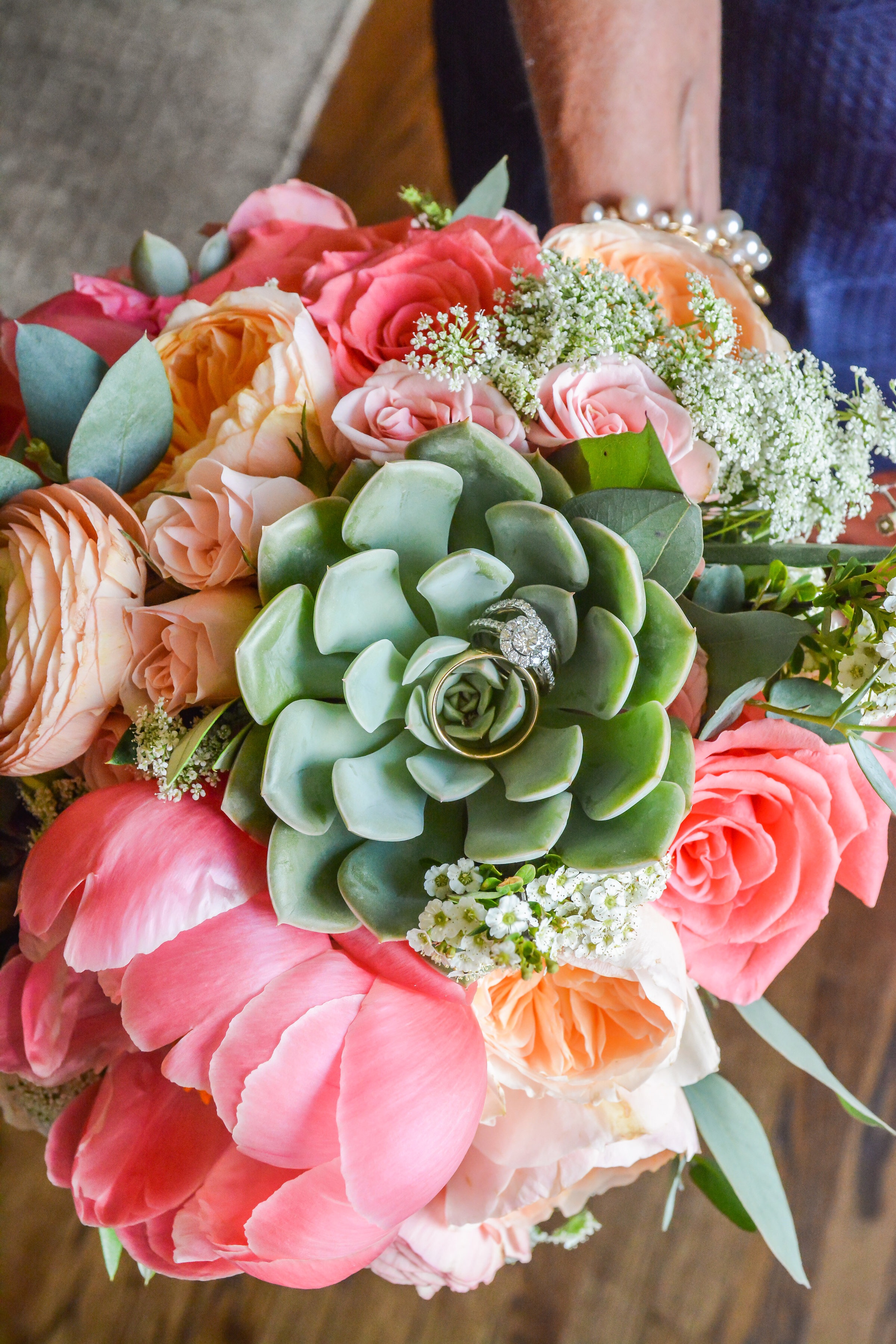 Coral Charm Peonies, Amsterdam Roses, Juliet Garden Roses, Ranunculus, Queen Anne's Lace and Succulents. Photo by Taylor Fricks Photography. Fairyland Club, Lookout Mountain GA