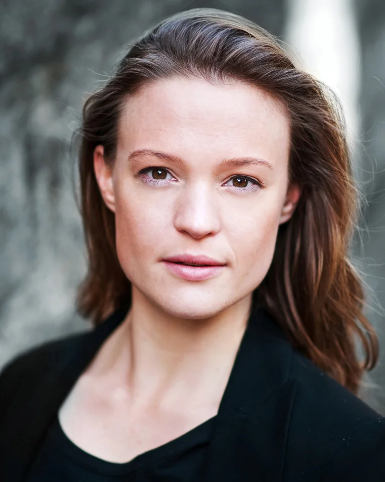 RobynTustyn_07_8x10crop_WEB.jpg