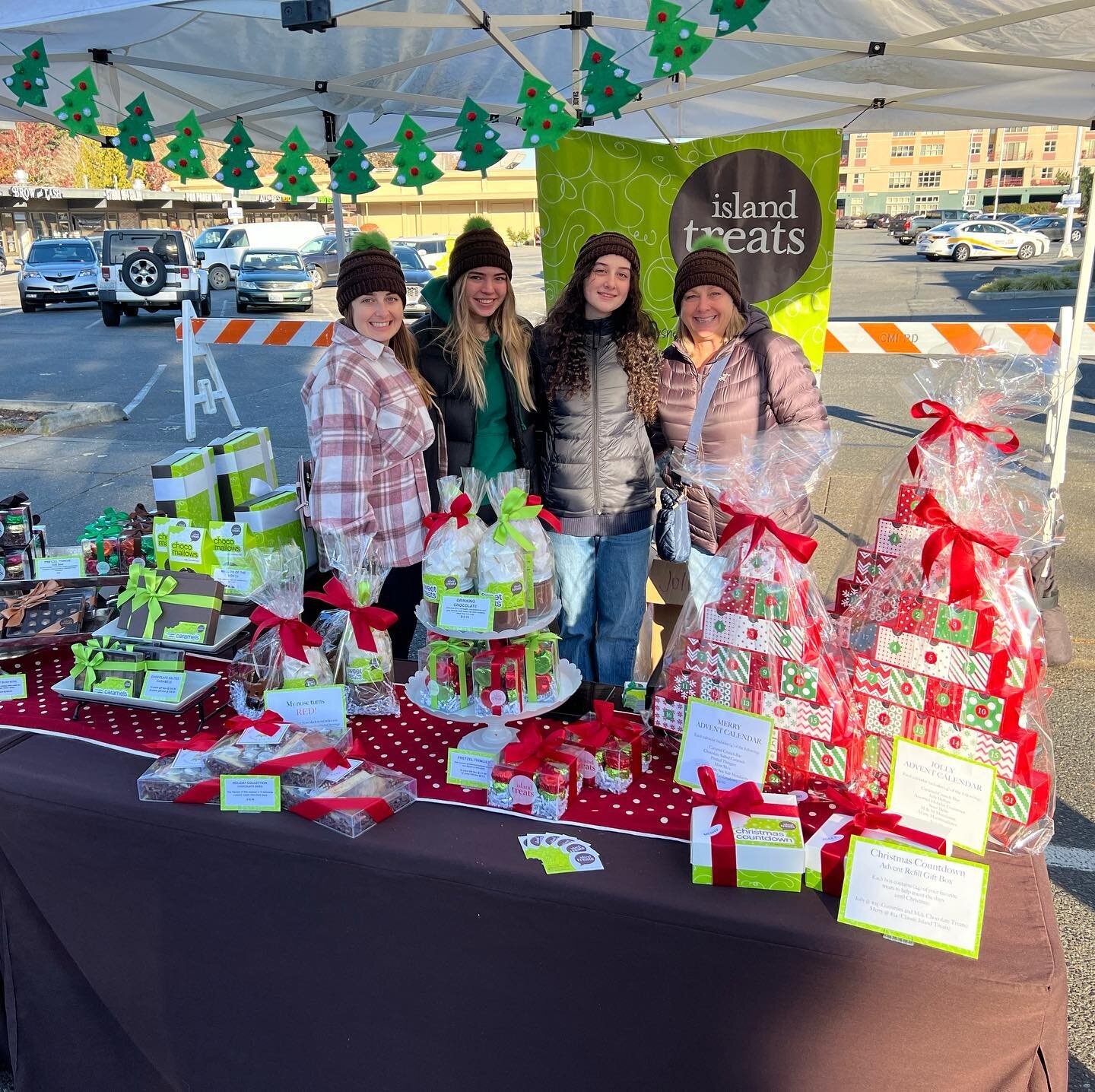 We&rsquo;re at the @mercerislandfarmersmarket Harvest Market today - come by and say hi!

Long before the candy store opened, we were regulars on the Farmer&rsquo;s Market circuit and are excited to return today! It&rsquo;s hard to believe it&rsquo;s