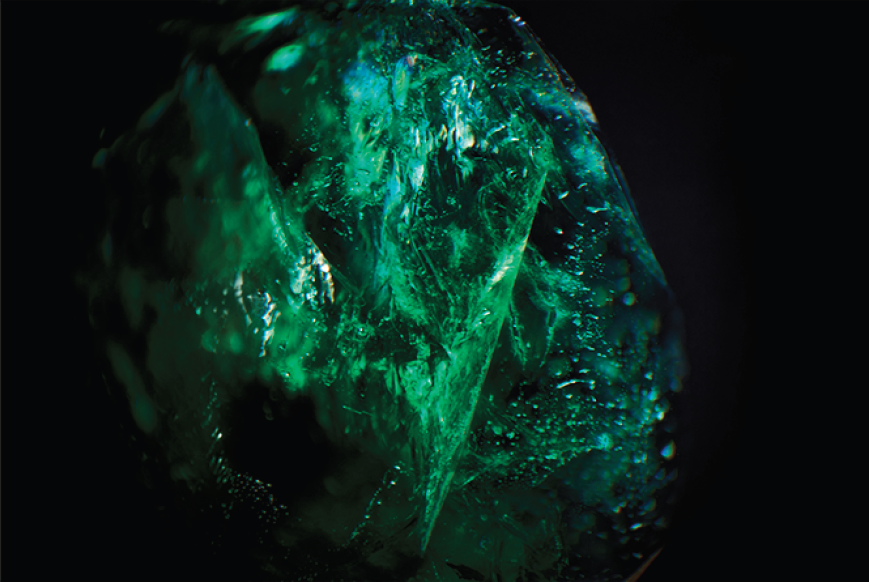 Dan Tobin Smith. Gemfields Zambian emerald inclusion.