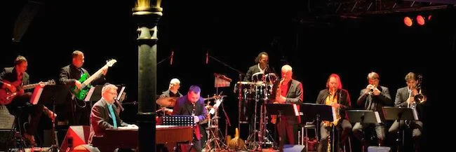 SAVE THE DATE: Roman Grinberg & Klezmetropol: Swingin' Chanukka