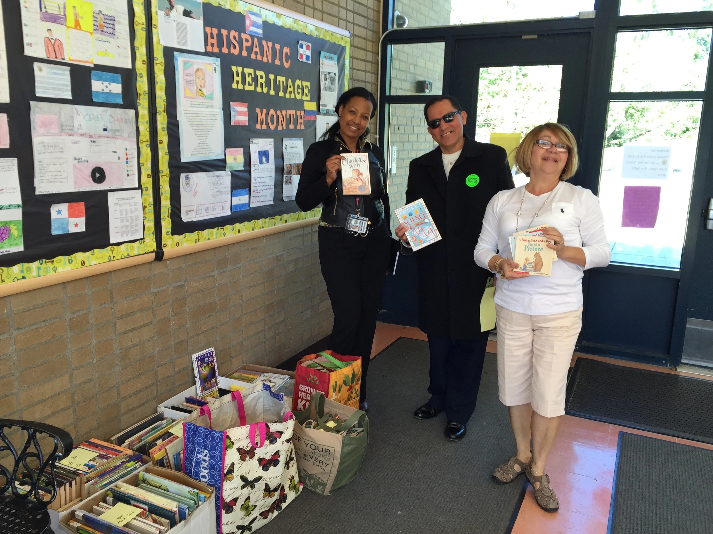 Mrs Morgan and Ms Ortiz with Julio Reinoso 