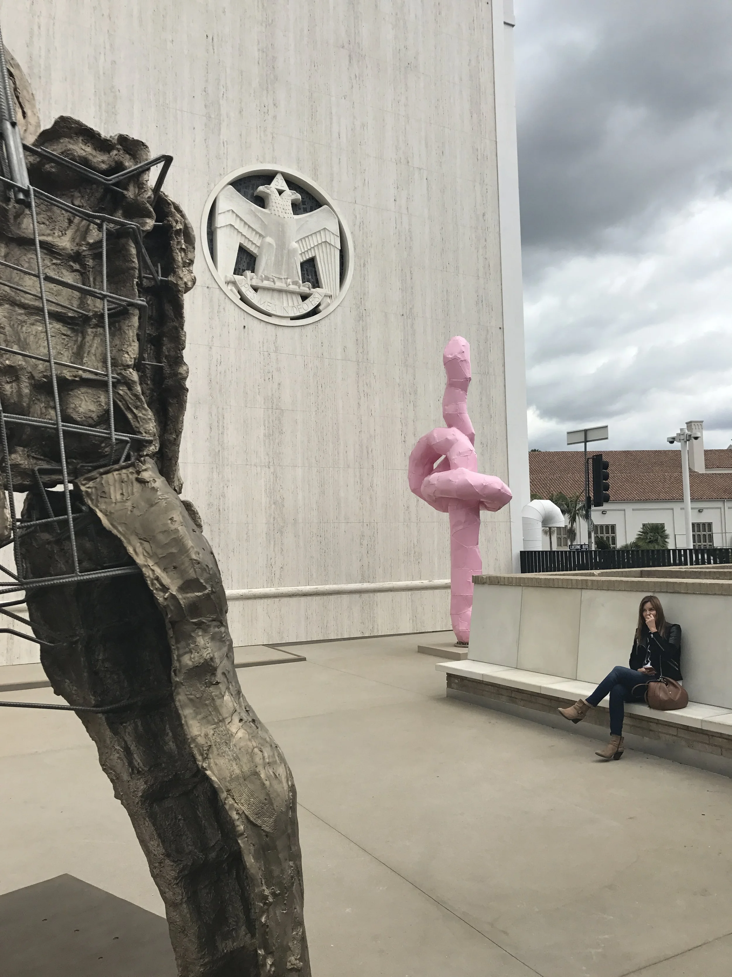 The broadsheet, the museum, and the chair: favorites week ending 05.28.17