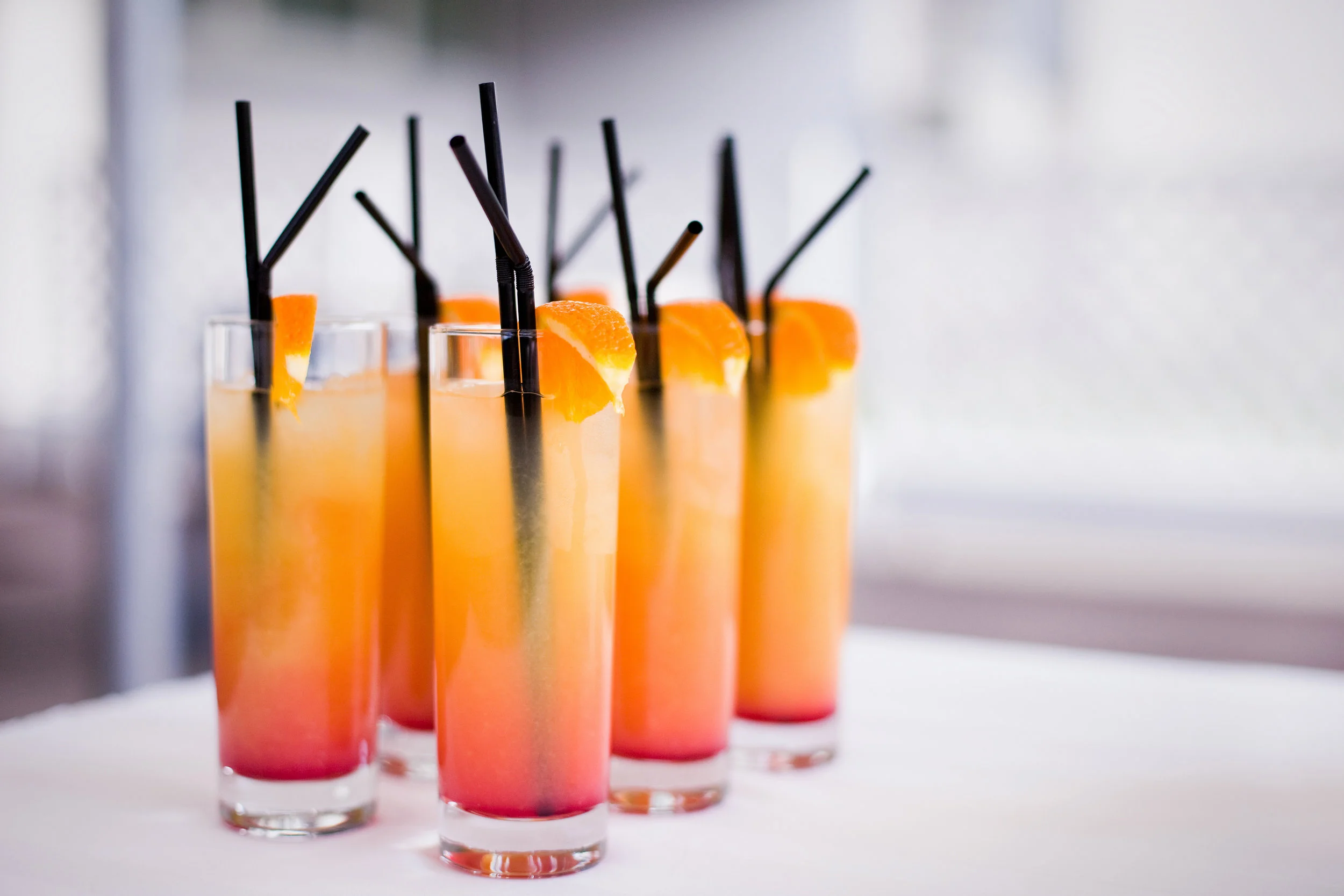 Mocktinis & Appetizers