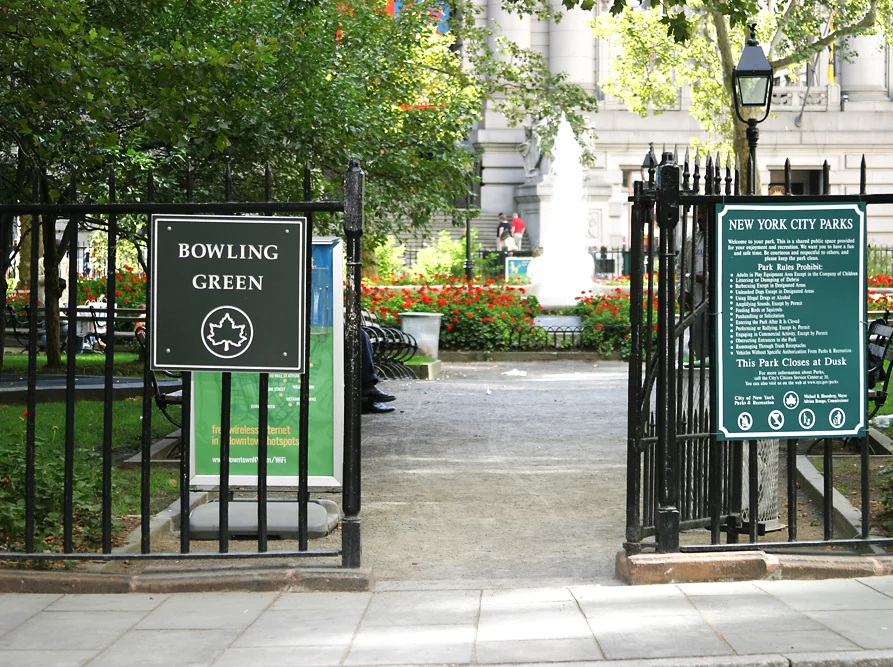 The Division of Interdisciplinary Studies is located at Bowling Green on the southern-most type of the island of Manhattan, with most subways (A,C,1,R,4,5,J,Z) just one block away. STudents benefit from services at our downtown location, but may also use all facitilies at the main campus of the City College at 137th Street.