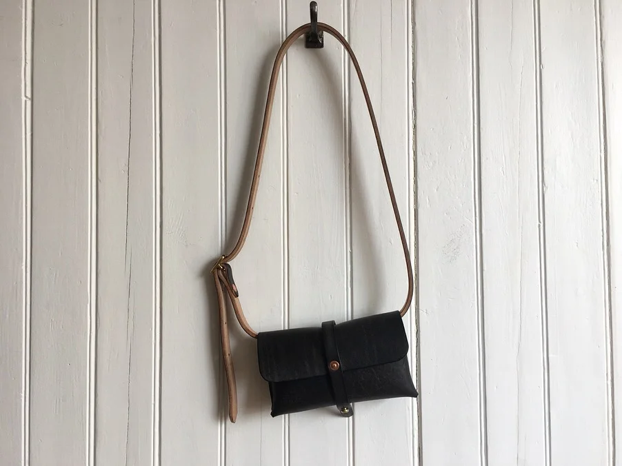 66A00BE2-ADE6-4165-9A73-460C15E2EC32