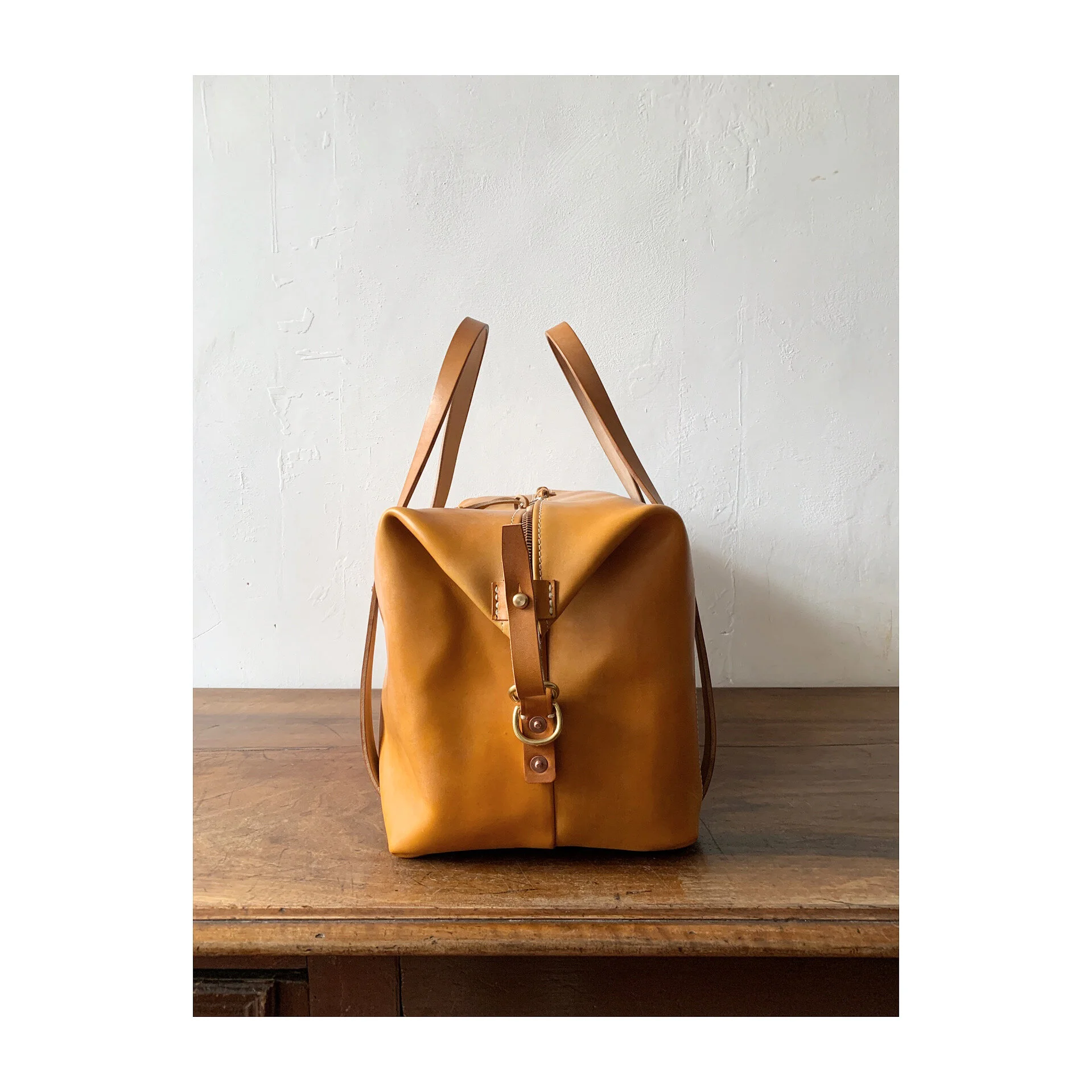 AAE44D49-164B-476A-ADBD-BBAF15E7B775