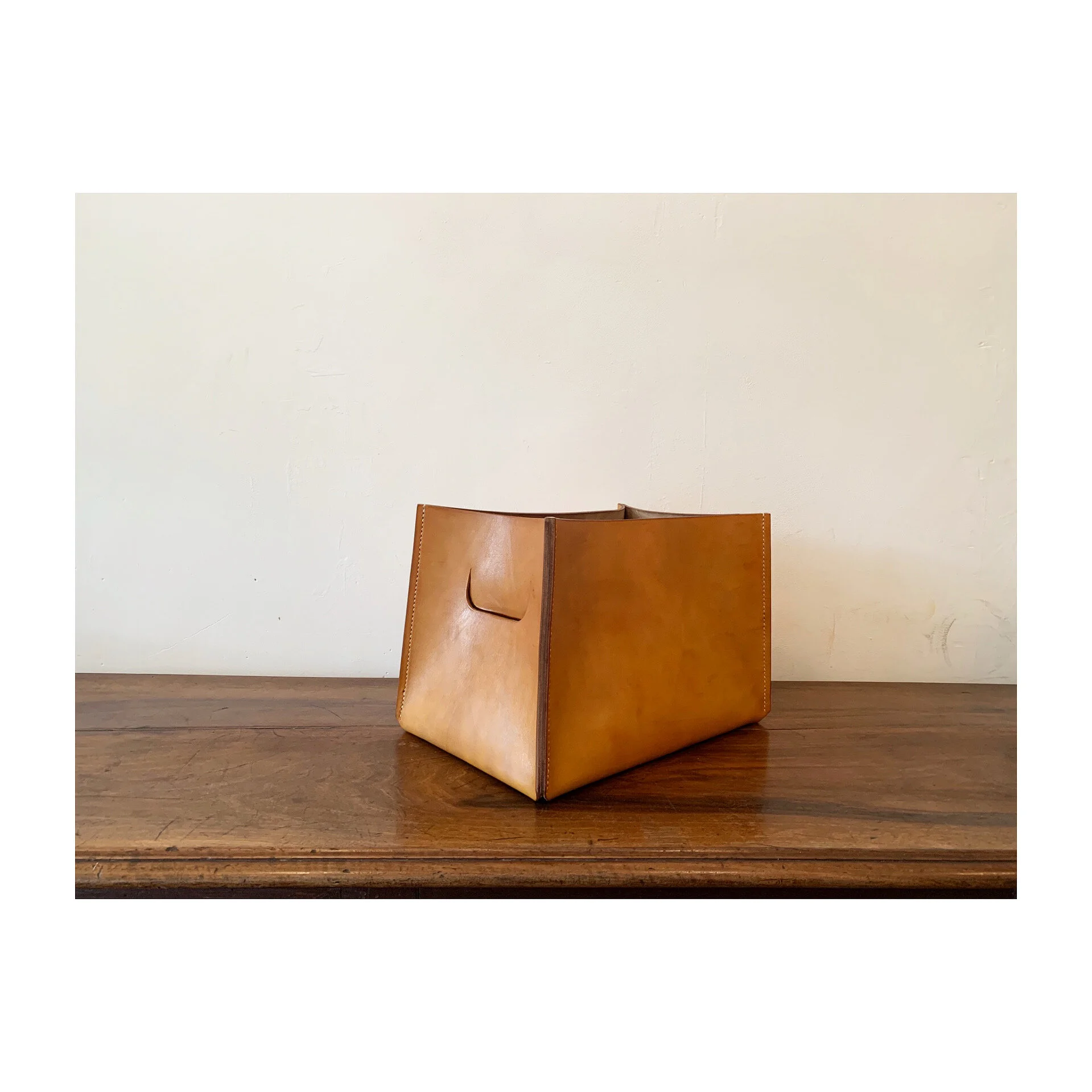 898C9E86-5953-48EE-B099-E45DDA393E02