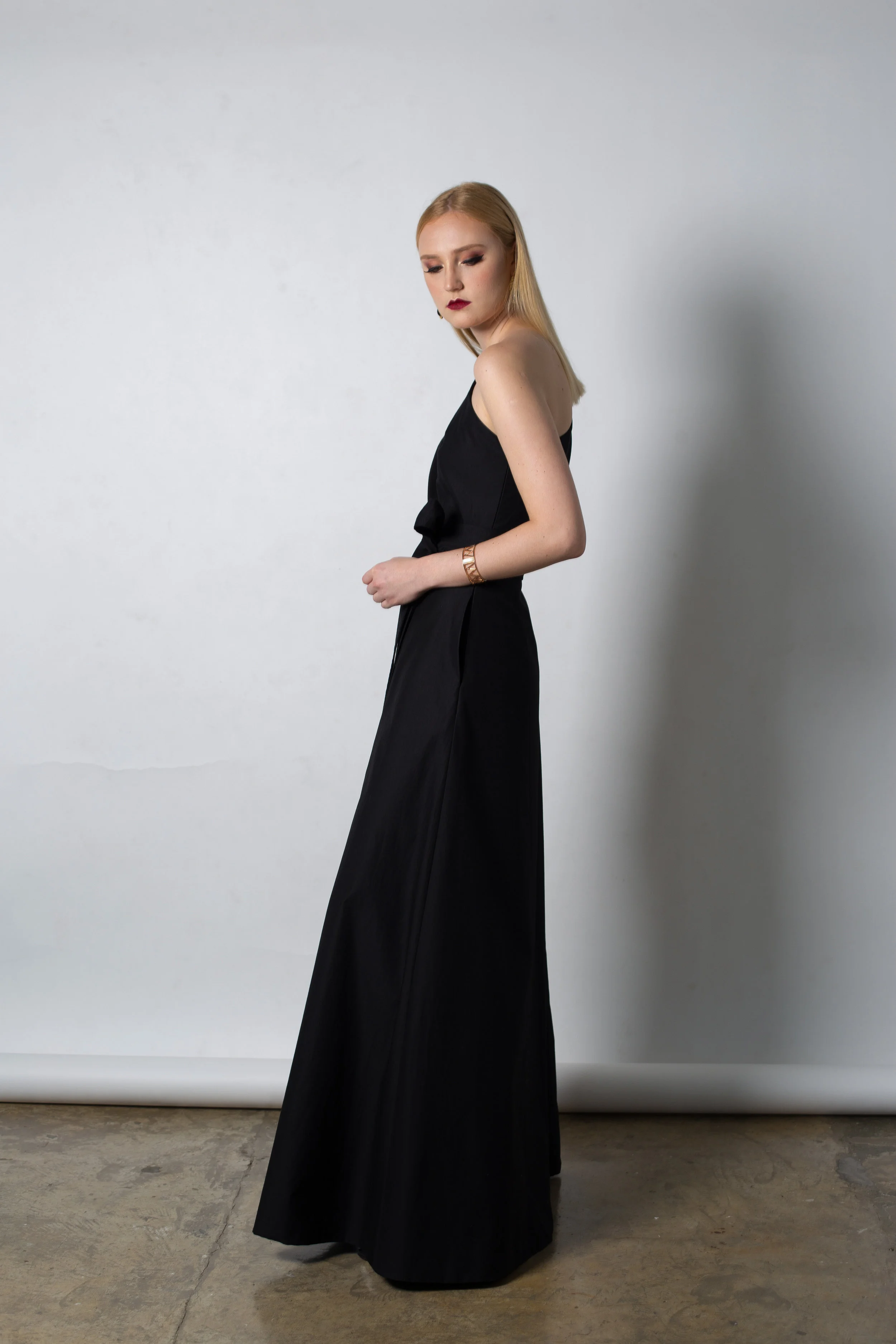 One shoulder gown with thigh high slit (3).jpg