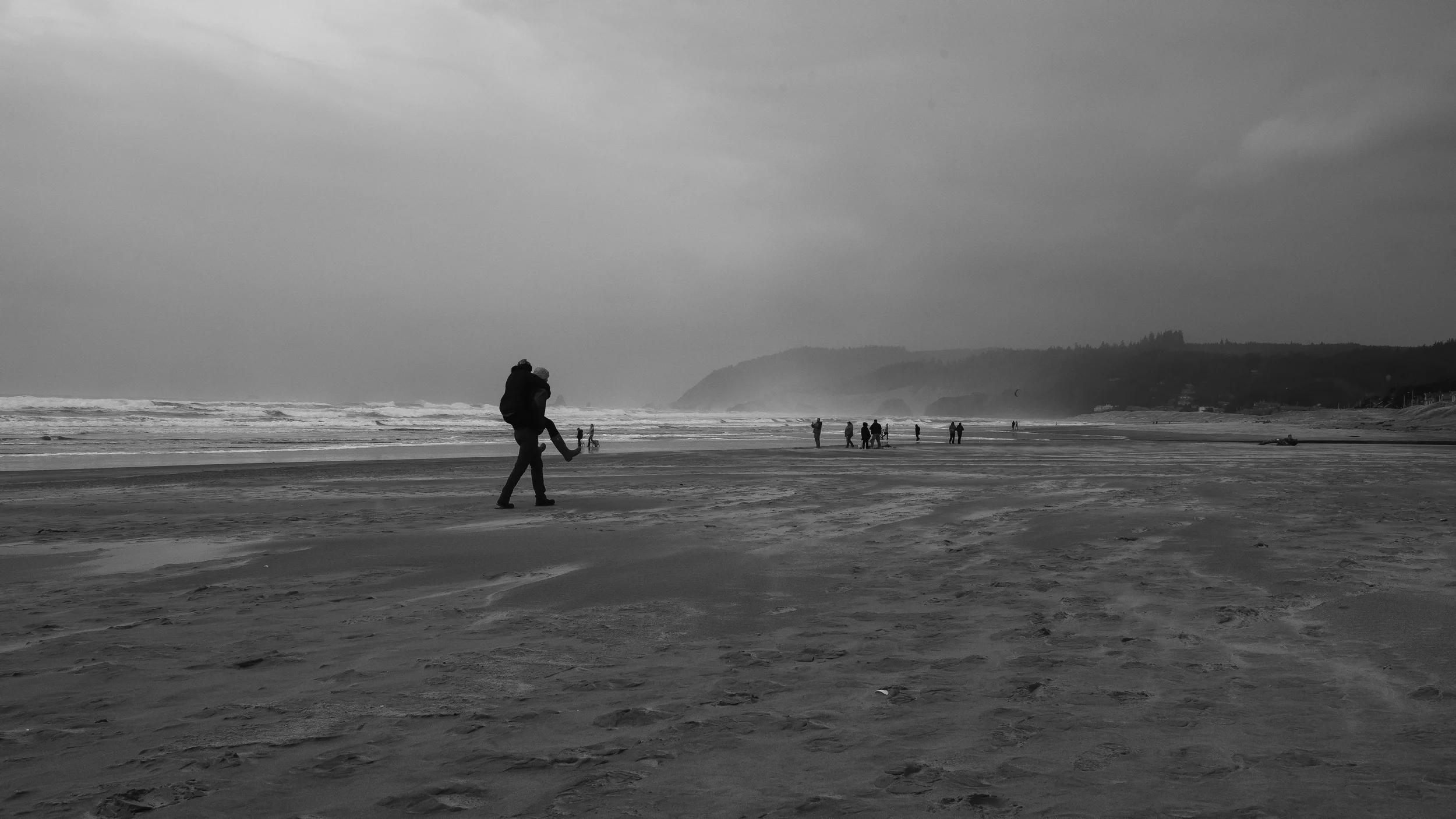 couple at cannon beach