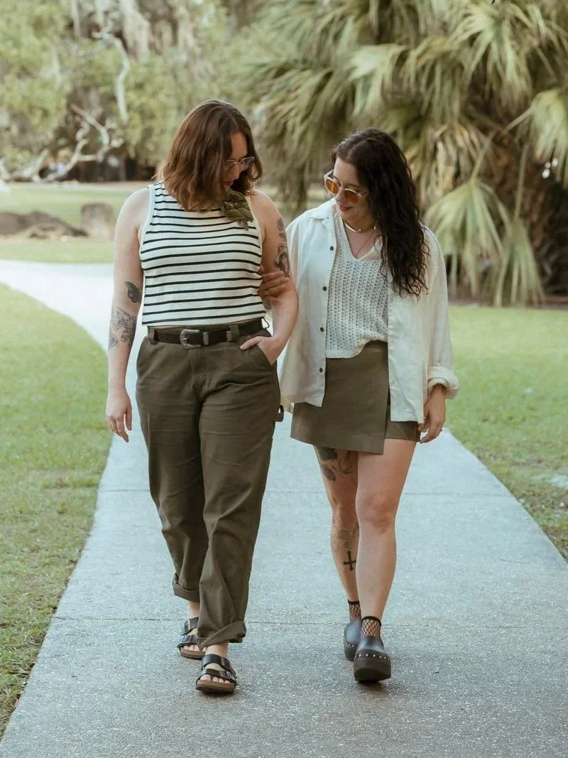 same sex couple portrait city park new orleans swanson photography