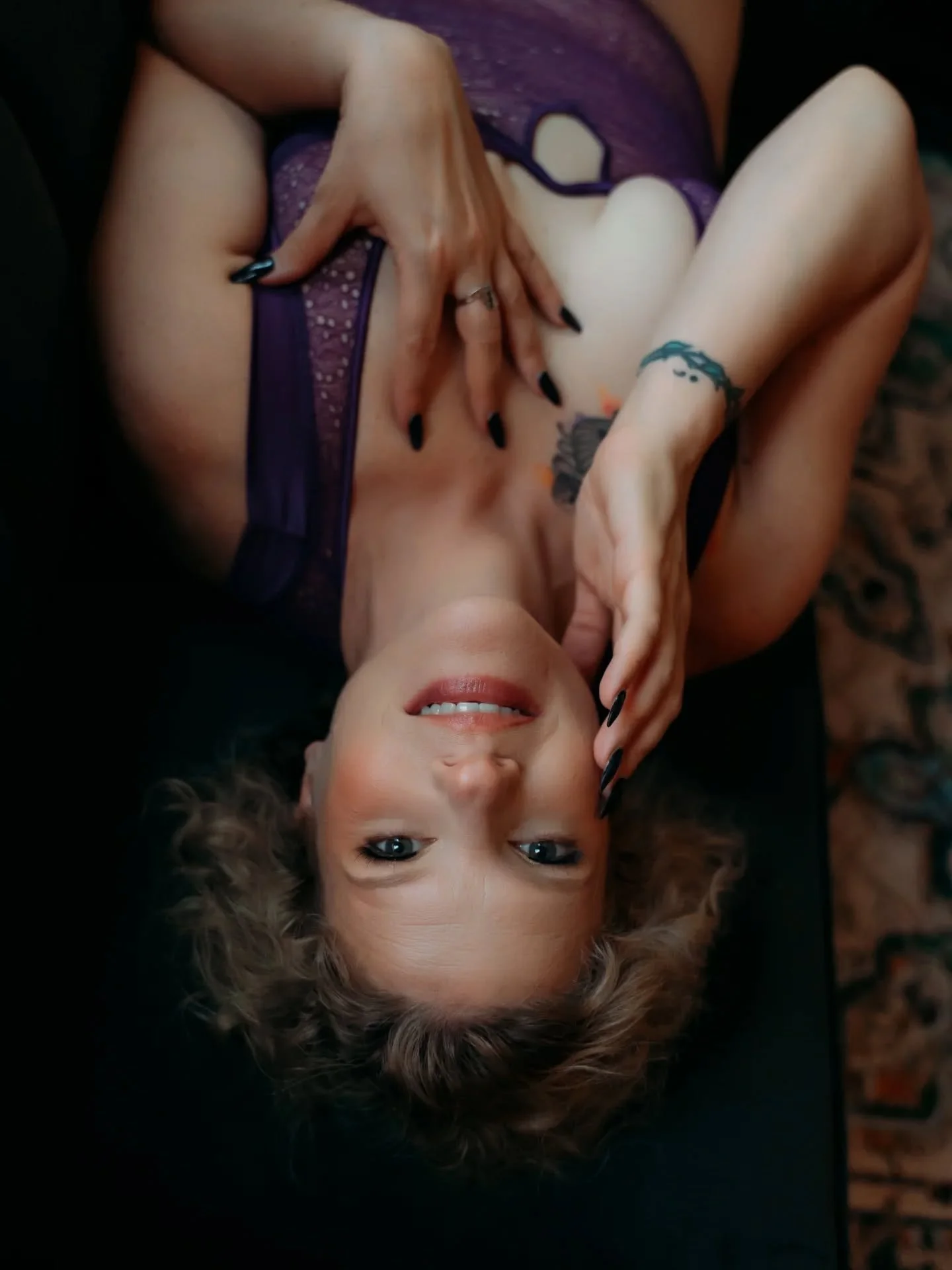 If being in front of the camera makes you feel awkward, you&rsquo;re exactly who this experience is for!

We&rsquo;ll walk you into poses that actually work for your body and style you in lingerie that highlights your favorite features, not hides the