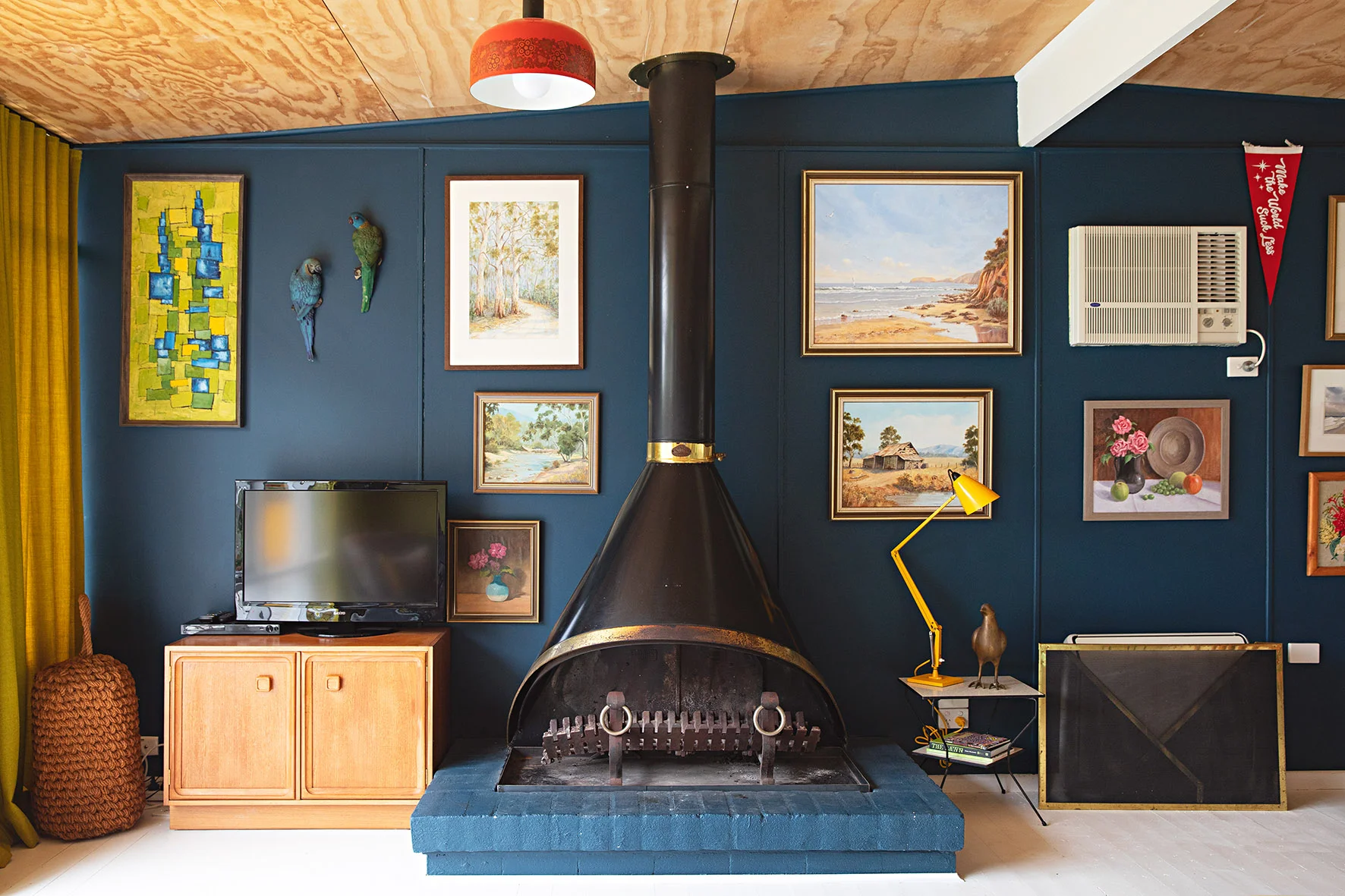nuthouse-living-room-natalie-jeffcott.jpg