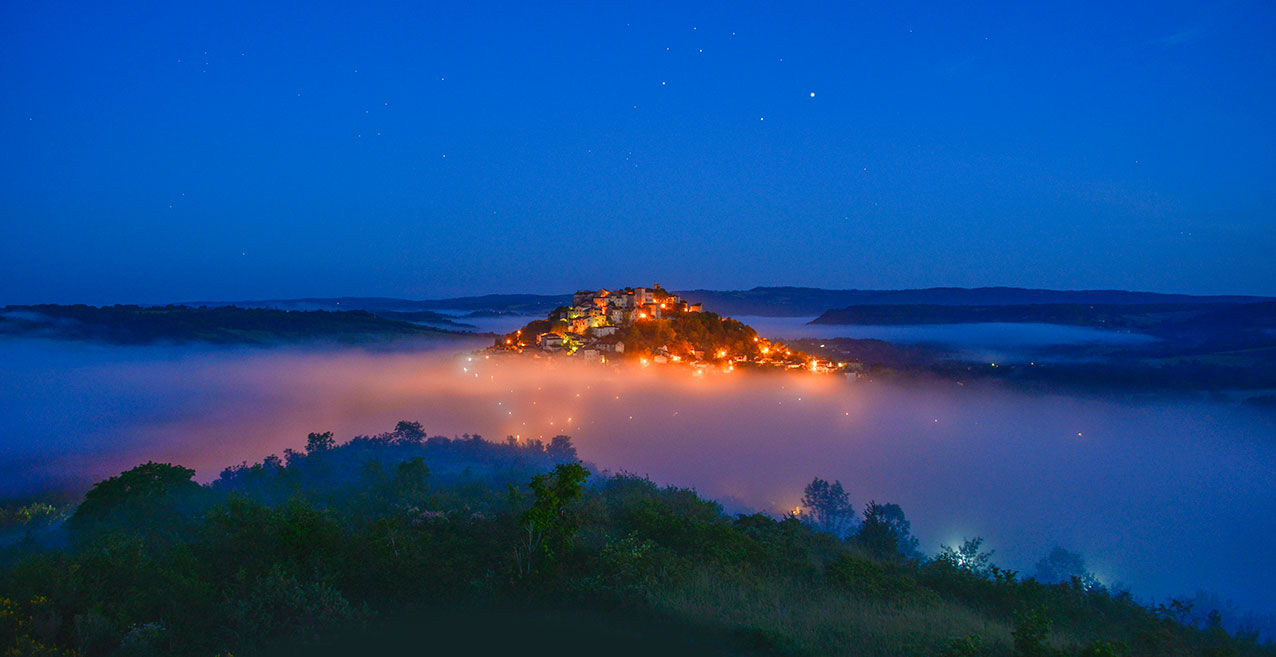 cordes_mist_predawn_pano.jpg