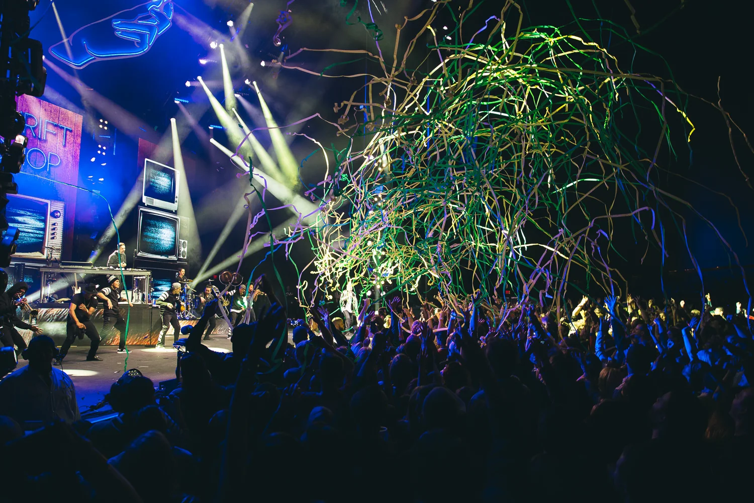 An-Evening-With-Macklemore-And-Ryan-Lewis-In-Phoenix-Arizona-12.jpg