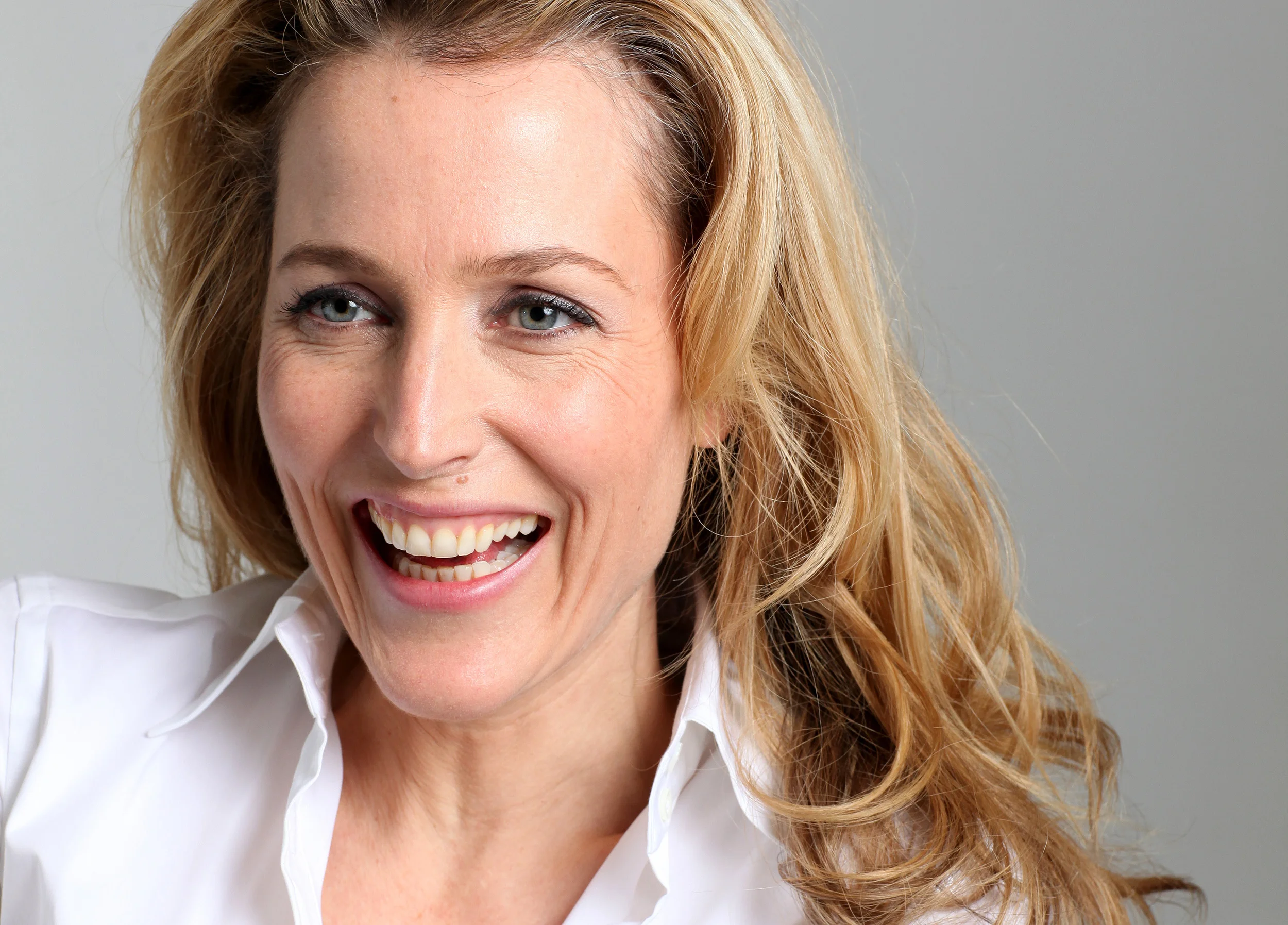 Gillian Anderson, actor.