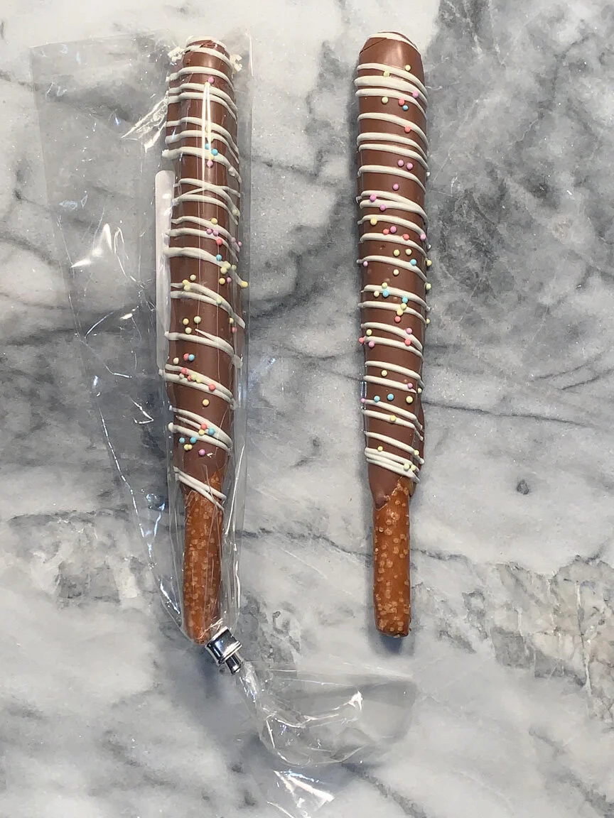 Caramel Pretzel Rods - 500k.jpg
