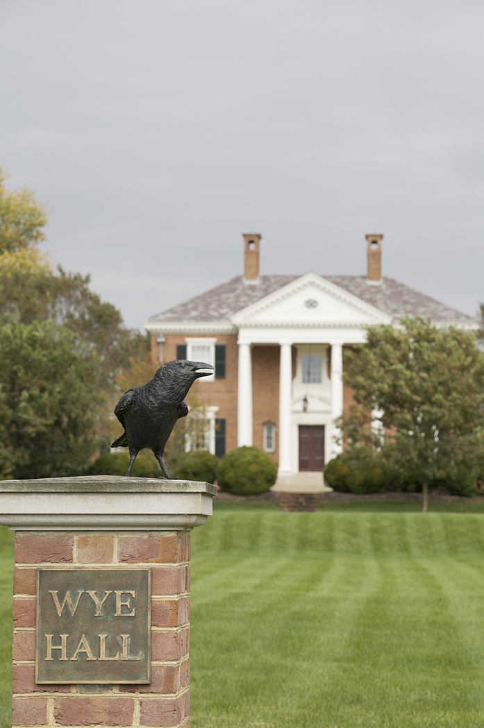   Project Location: &nbsp;Wye Island, Maryland  Completion: &nbsp;&nbsp;2004  Project Architect: &nbsp;Neumann Lewis Buchanan  Photos By: &nbsp;Victoria Cooper  Awards: &nbsp;Philip Trammell Shutze Award, Institute of Classical Architecture, 2010 