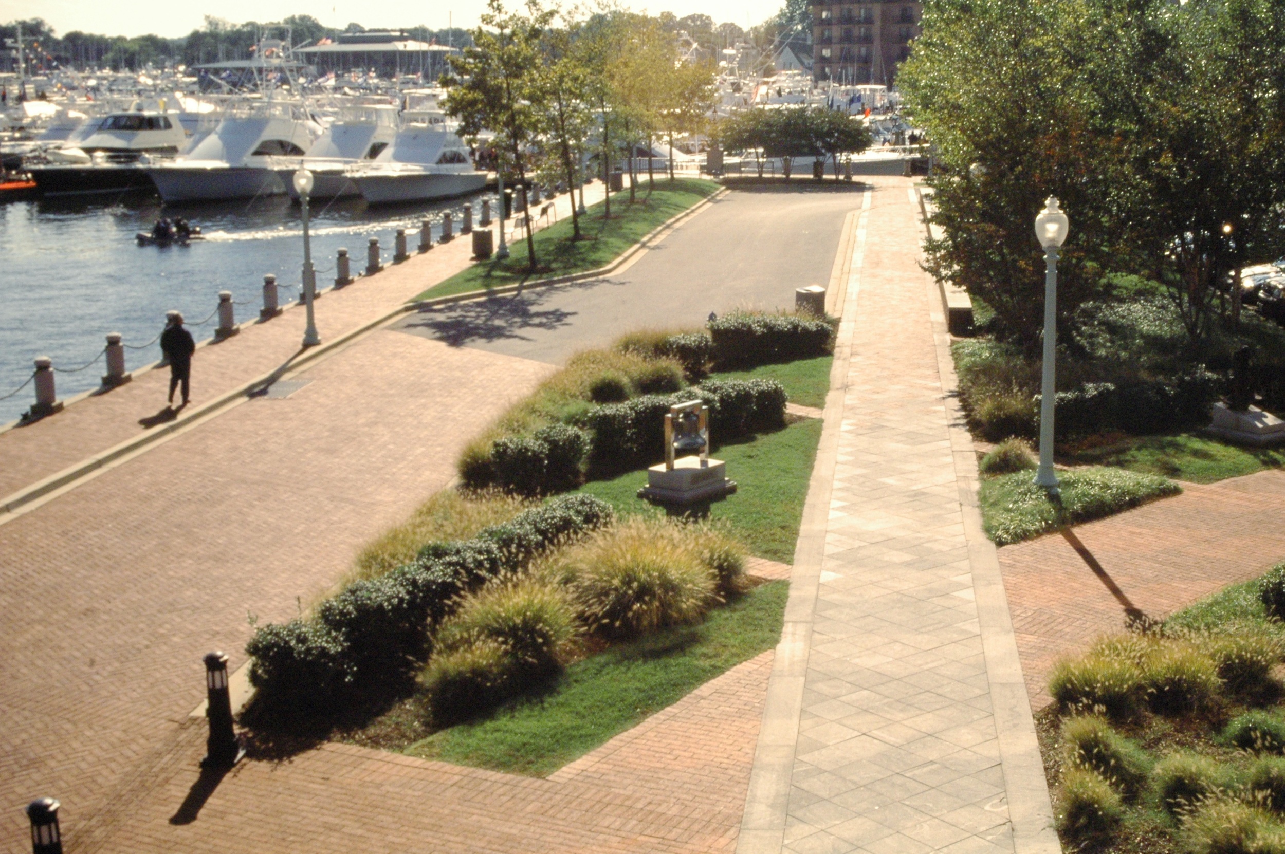   Project Location: &nbsp;&nbsp;Annapolis, MD  Completion: &nbsp;&nbsp;1985  Project Architect: &nbsp;CSD Architects  Primary Material Palette: &nbsp;granite, brick  Awards: &nbsp;Merit Award, American Society of Landscape Architects Maryland Chapter
