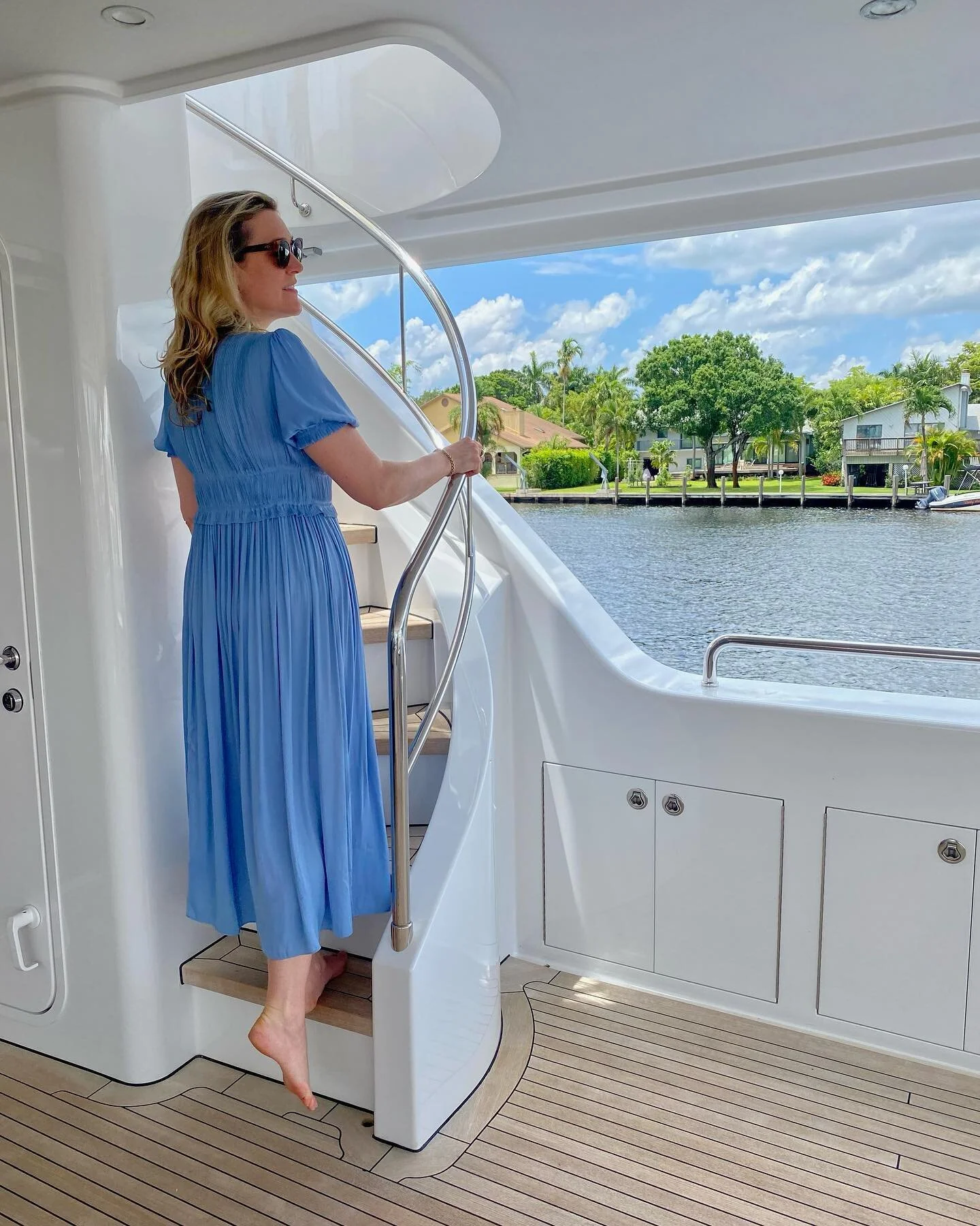 Working on my @hinge profile 😏