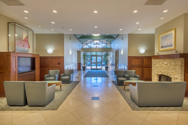 DTZ Arranges the Sale of Crown Pointe in Columbia, SC