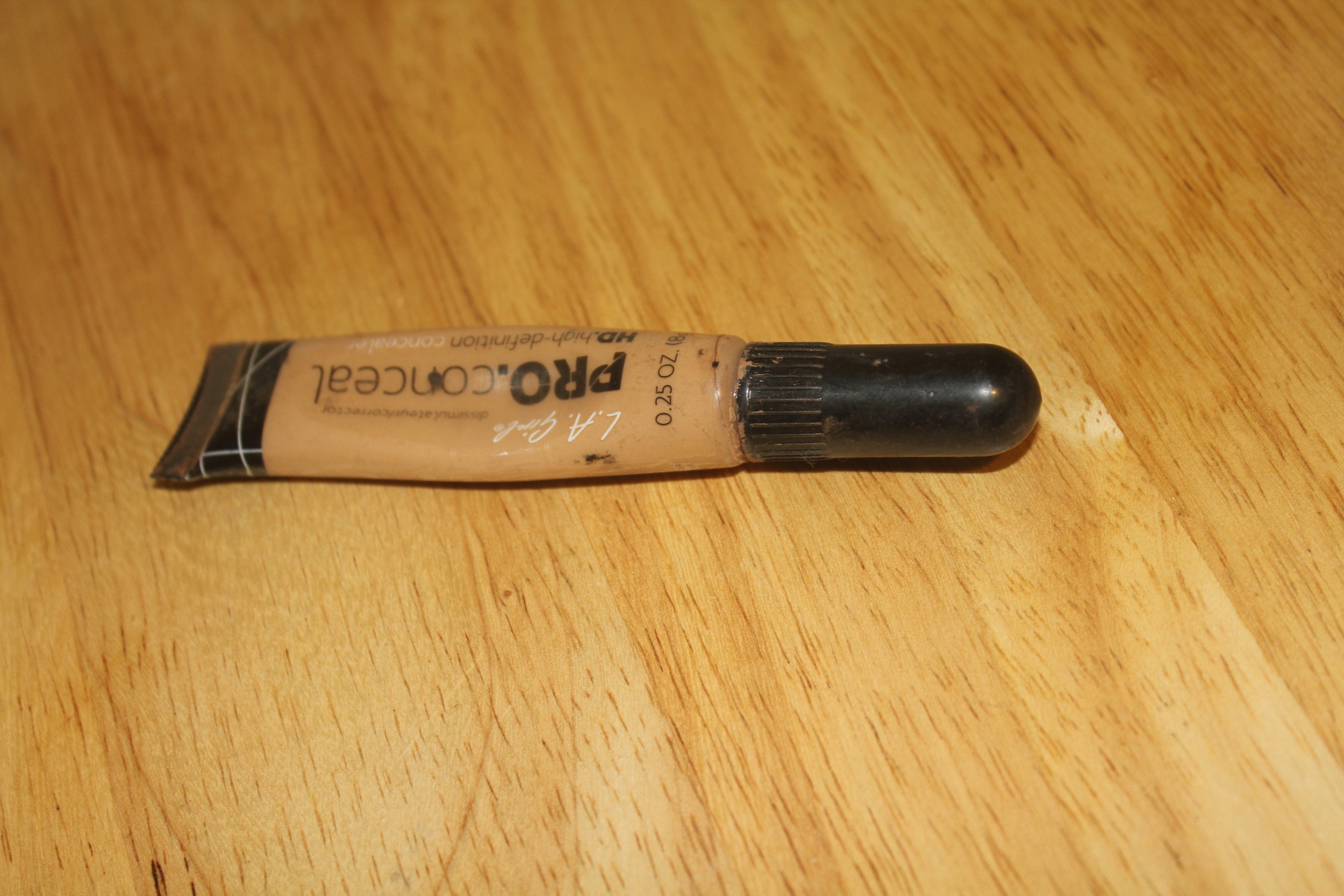 LA Pro Concealer in Pure Beige 