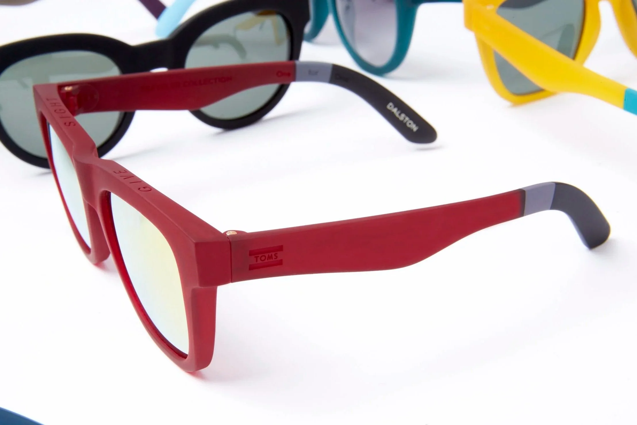 SS16_EW_Traveler_Collection30.jpg
