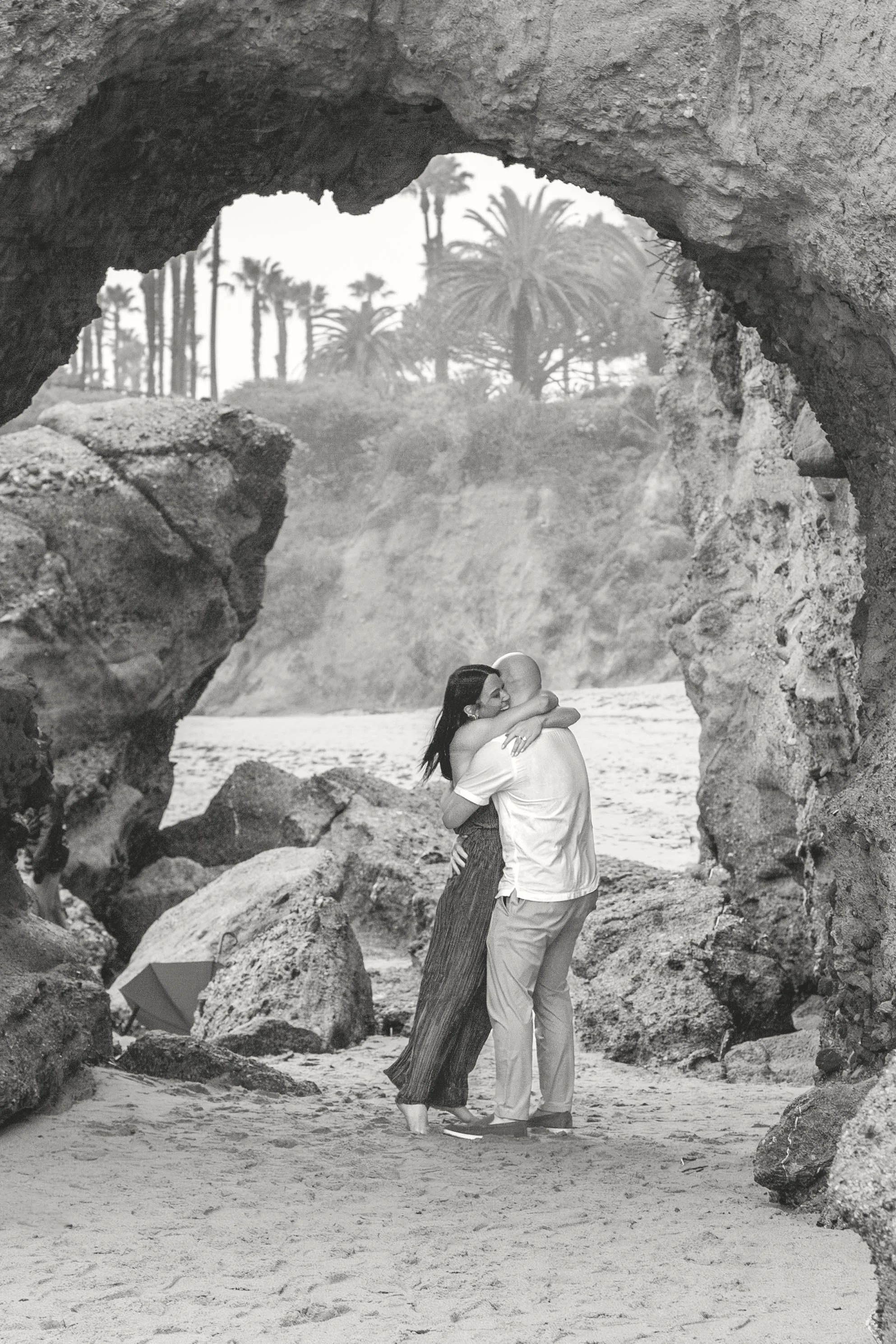 Alissa-Noelle-Photography-Laguna-Beach-Proposal-Photographer-Treasure-Island-Beach-6.jpg