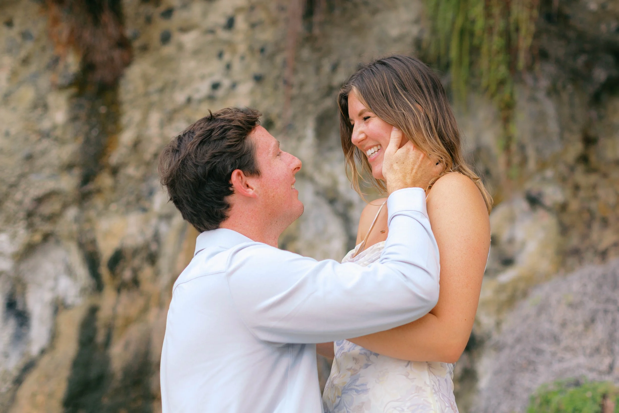woods-cove-candid-couple-photos-laguna-beach-16.jpg