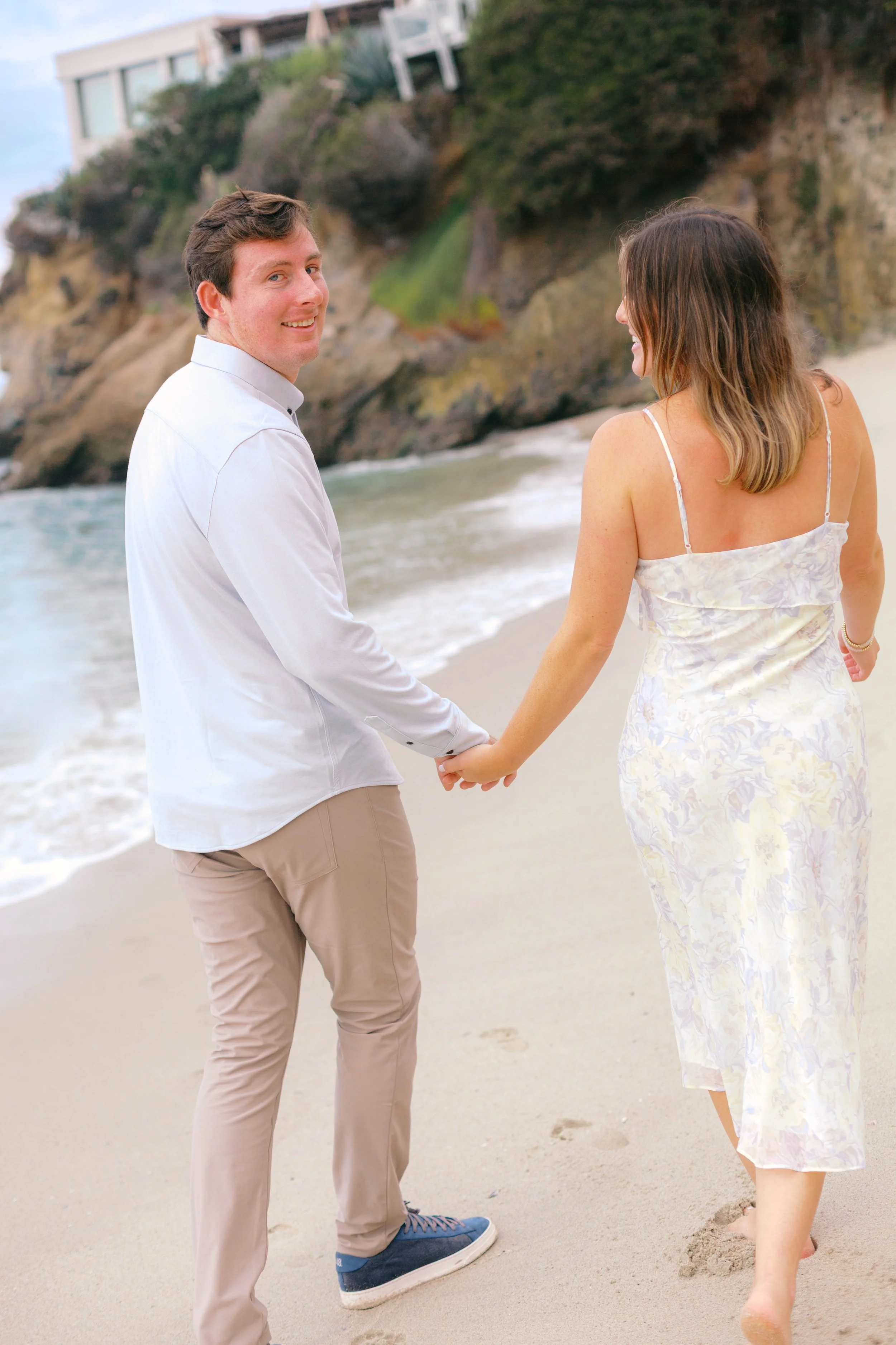 woods-cove-couple-walking-laguna-beach-4.jpg