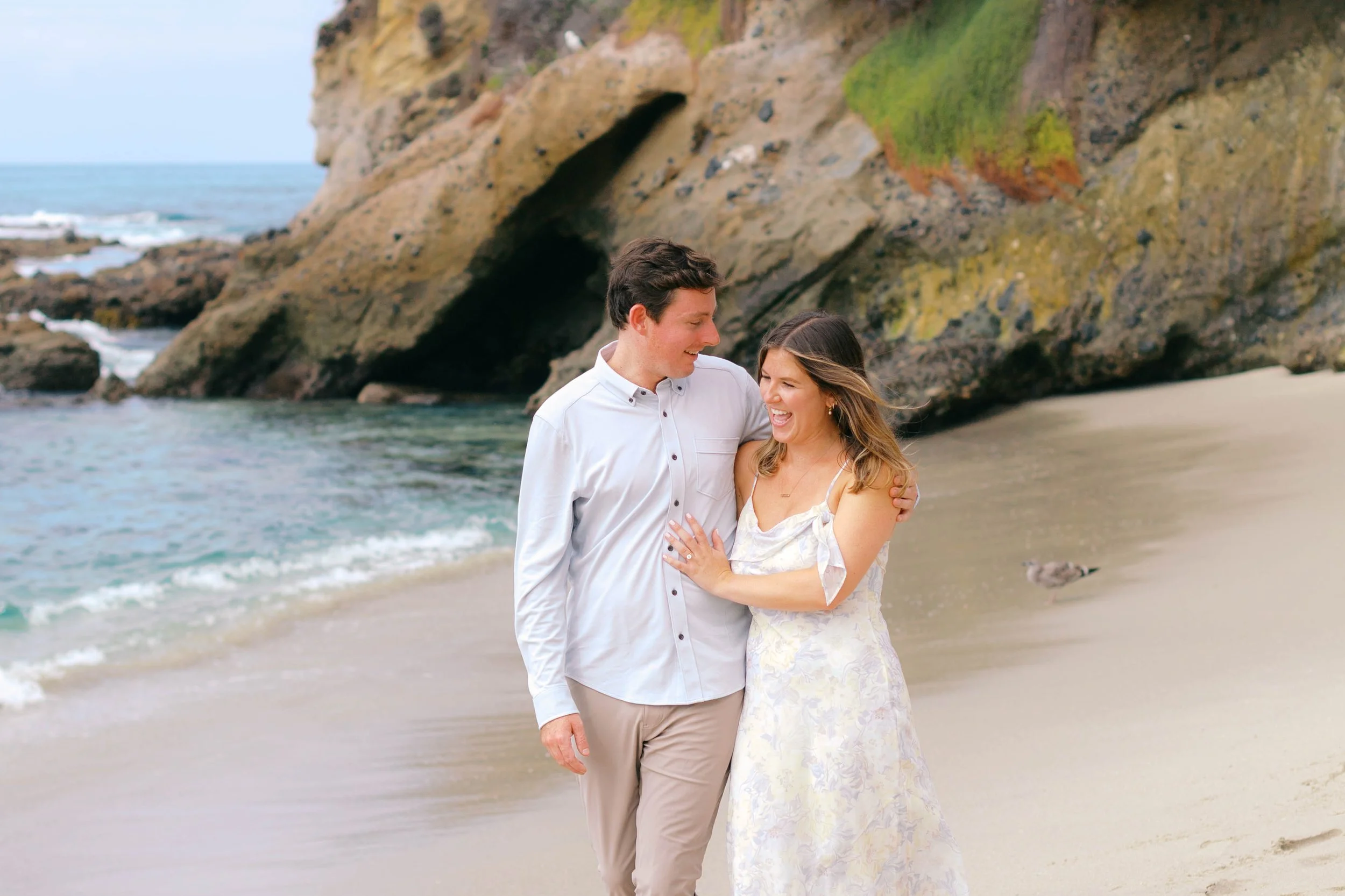 woods-cove-couple-walking-laguna-beach-10.jpg