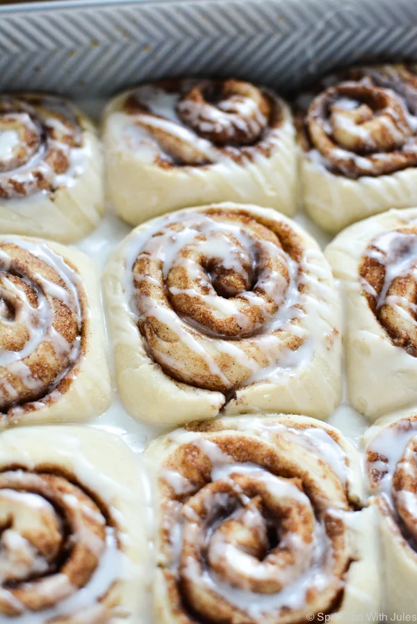 1-Hour Vegan Cinnamon Rolls