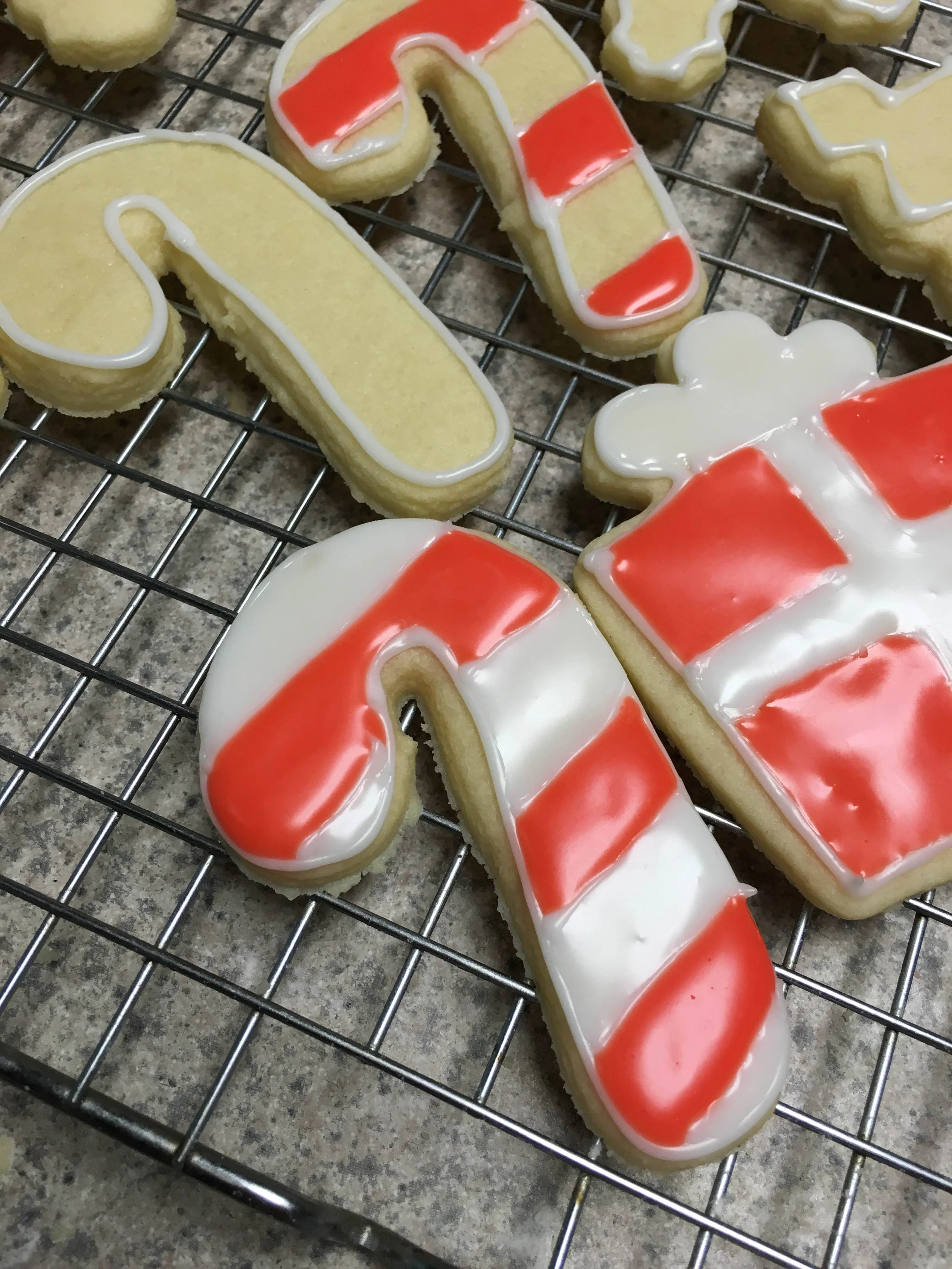Easy Cookie Icing Sprinkled With Jules