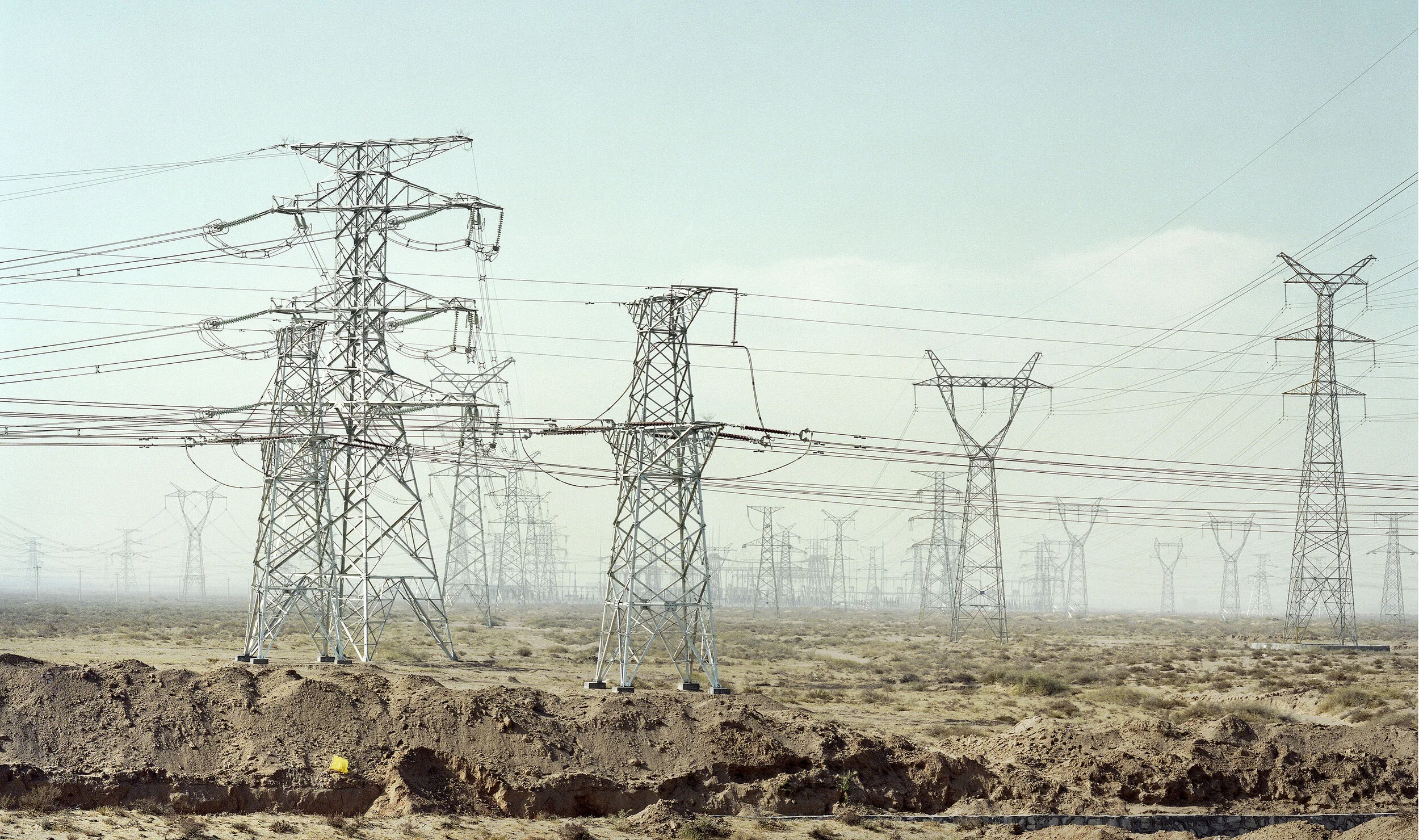 © Michael Hall Power China 4724.jpg