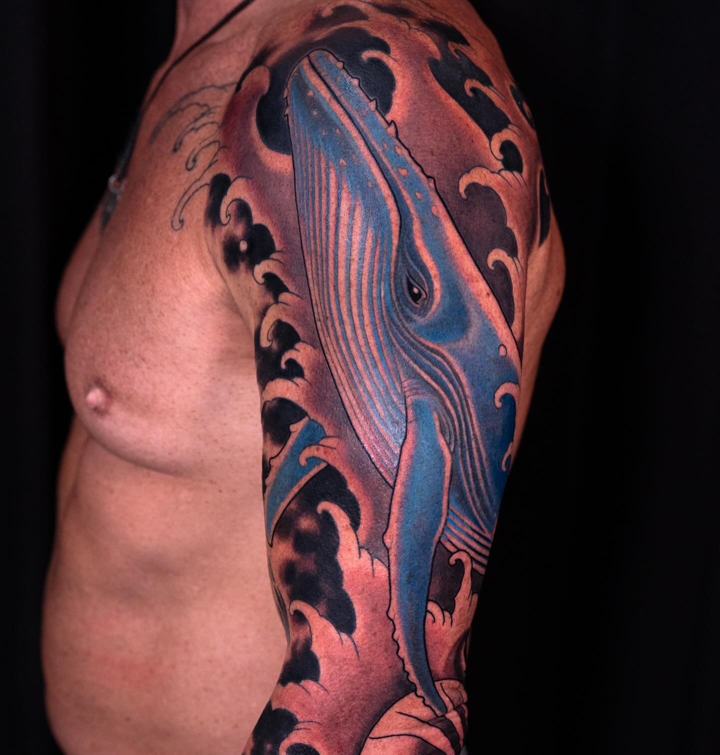 Almost wrapped this fun half sleeve up! Thanks Bruce for the fun hangs and great conversations. 

#fusionink #whaletattoo #nickchaboya #goldenmoongallery #sanmateo #bayarea #california #sleeveinprogress